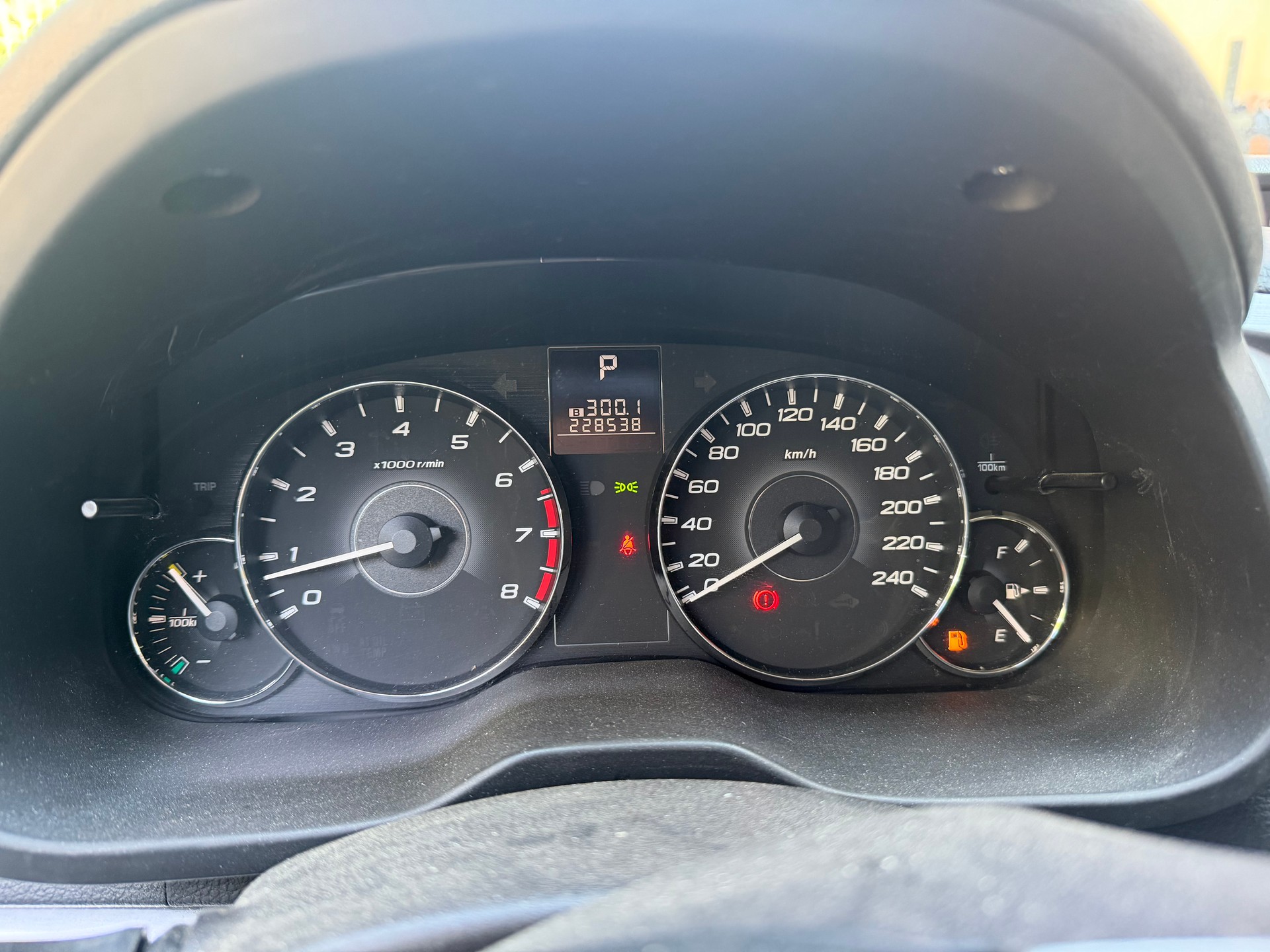 SUBARU Legacy 2.5i Swiss AWD Lineartronic-image-6