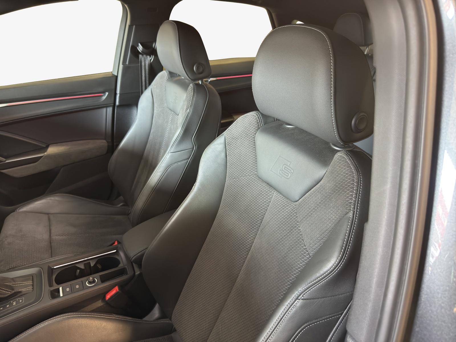 AUDI Q3 Sportback 35 TFSI S line Attraction S-tronic-image-15