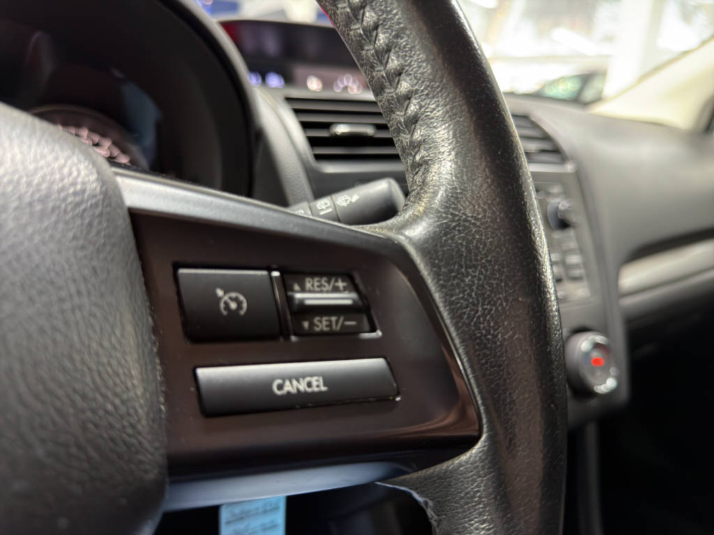 SUBARU XV 2.0 D Swiss Two-image-17