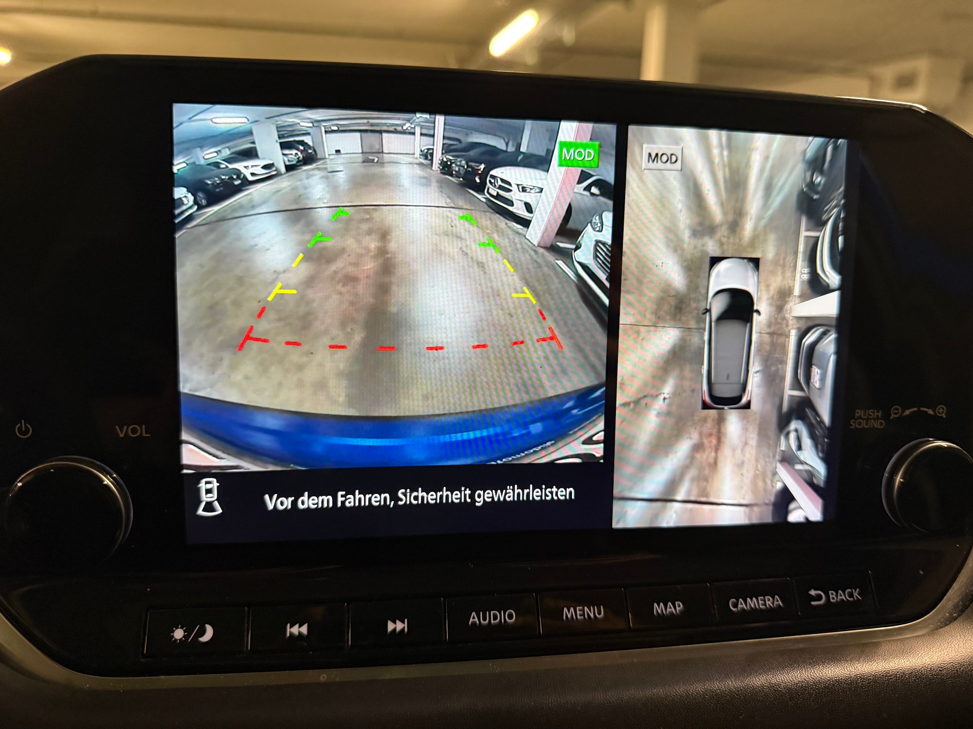 NISSAN Qashqai 1.3 DIG-T MHEV Premiere Edition Xtronic RF-Kamera 360, Panorama Glasdach-image-8