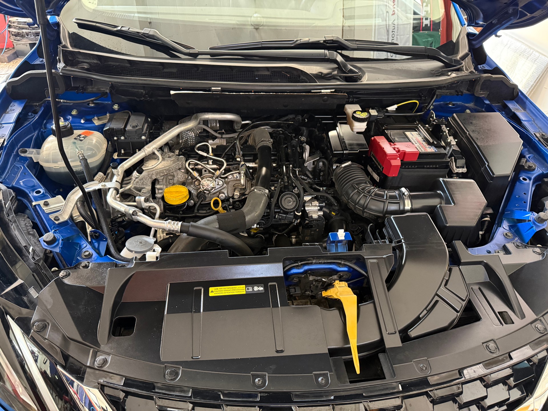 NISSAN Qashqai 1.3 DIG-T MHEV Premiere Edition Xtronic RF-Kamera 360, Panorama Glasdach-image-13