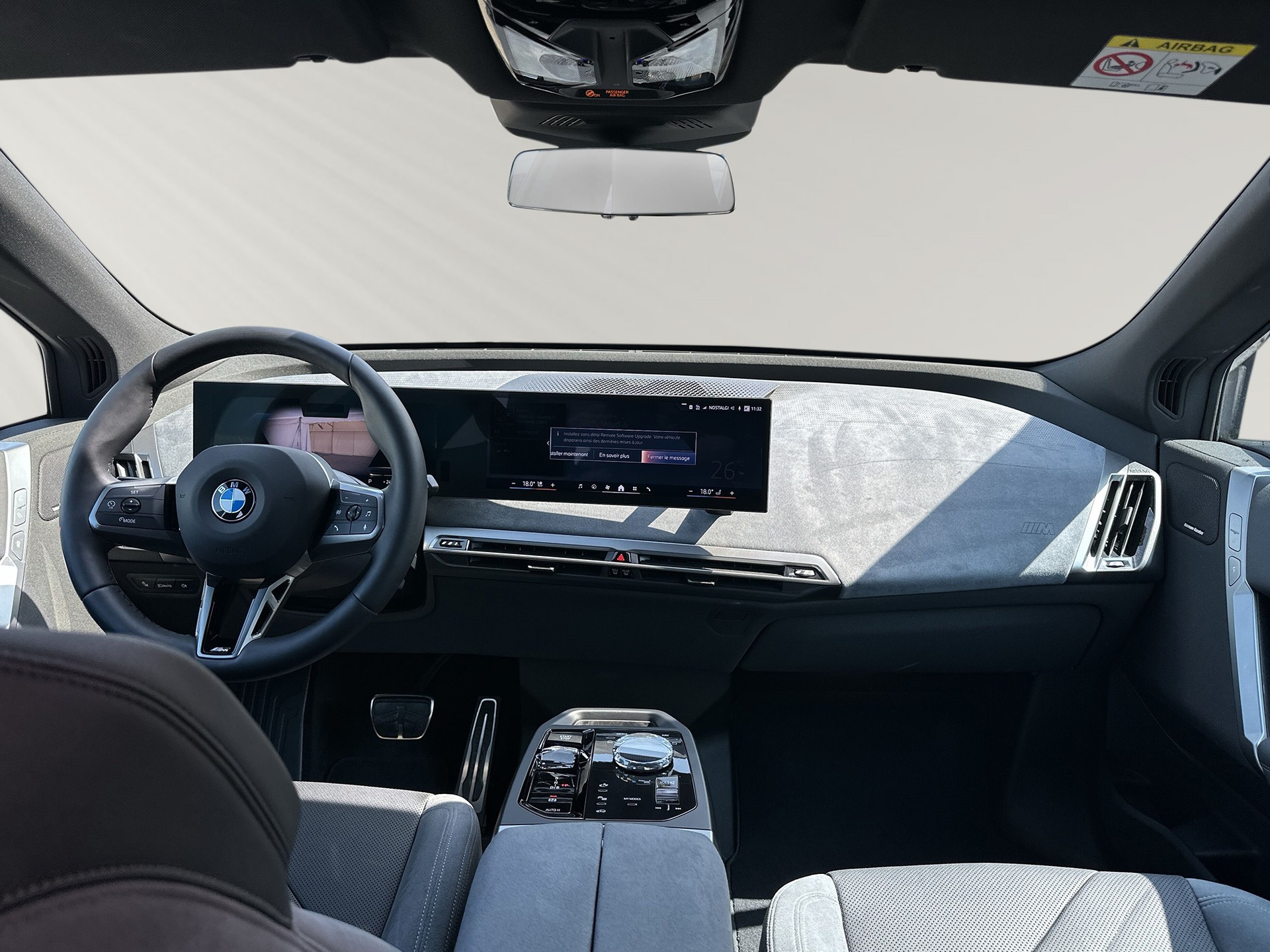 BMW iX xDrive60 M Sport Pro-image-5
