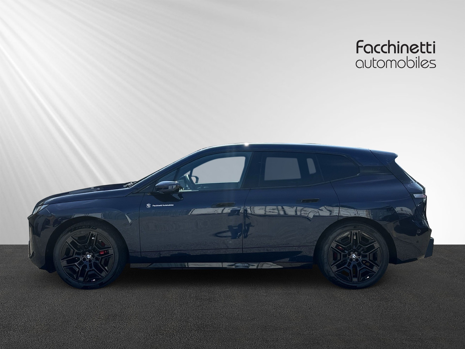 BMW iX xDrive60 M Sport Pro-image-1