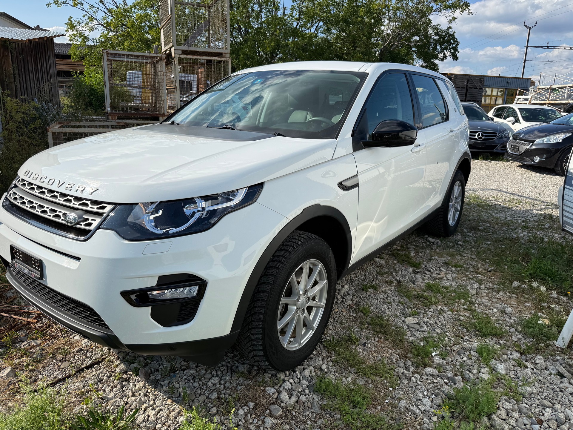 LAND ROVER Discovery Sport 2.0 TD4 Pure AT9-image-1