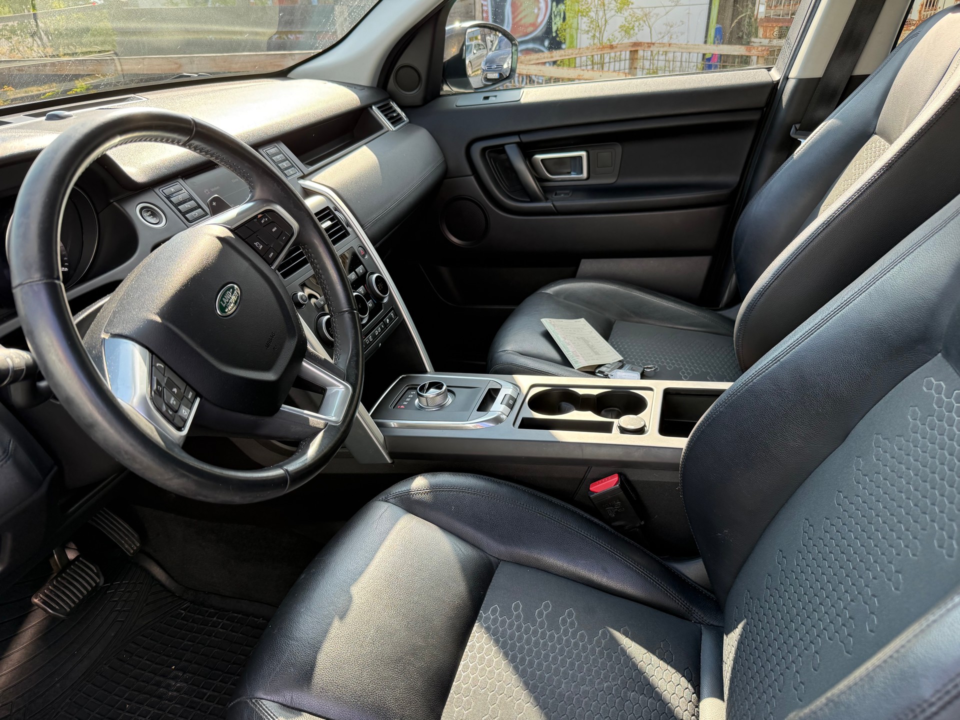 LAND ROVER Discovery Sport 2.0 TD4 Pure AT9-image-6