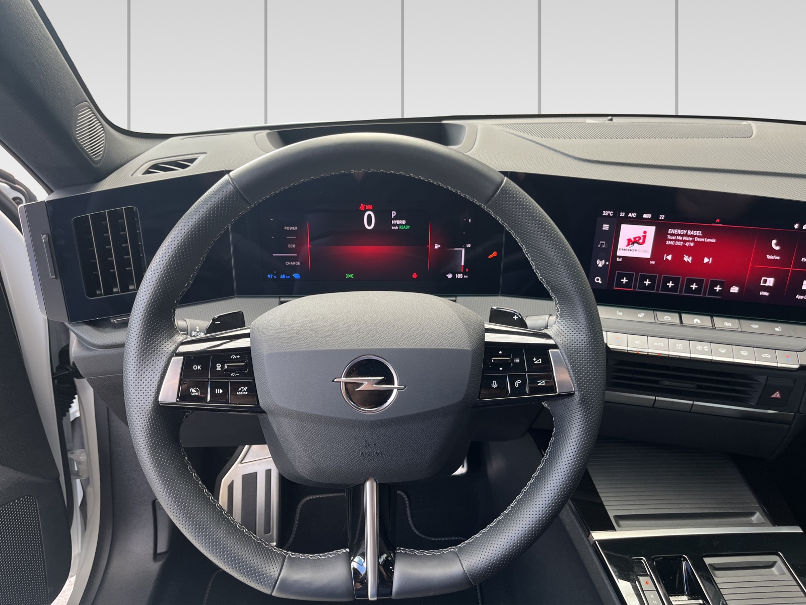 OPEL Astra 1.6 PHEV Turbo Swiss Plus A-image-9