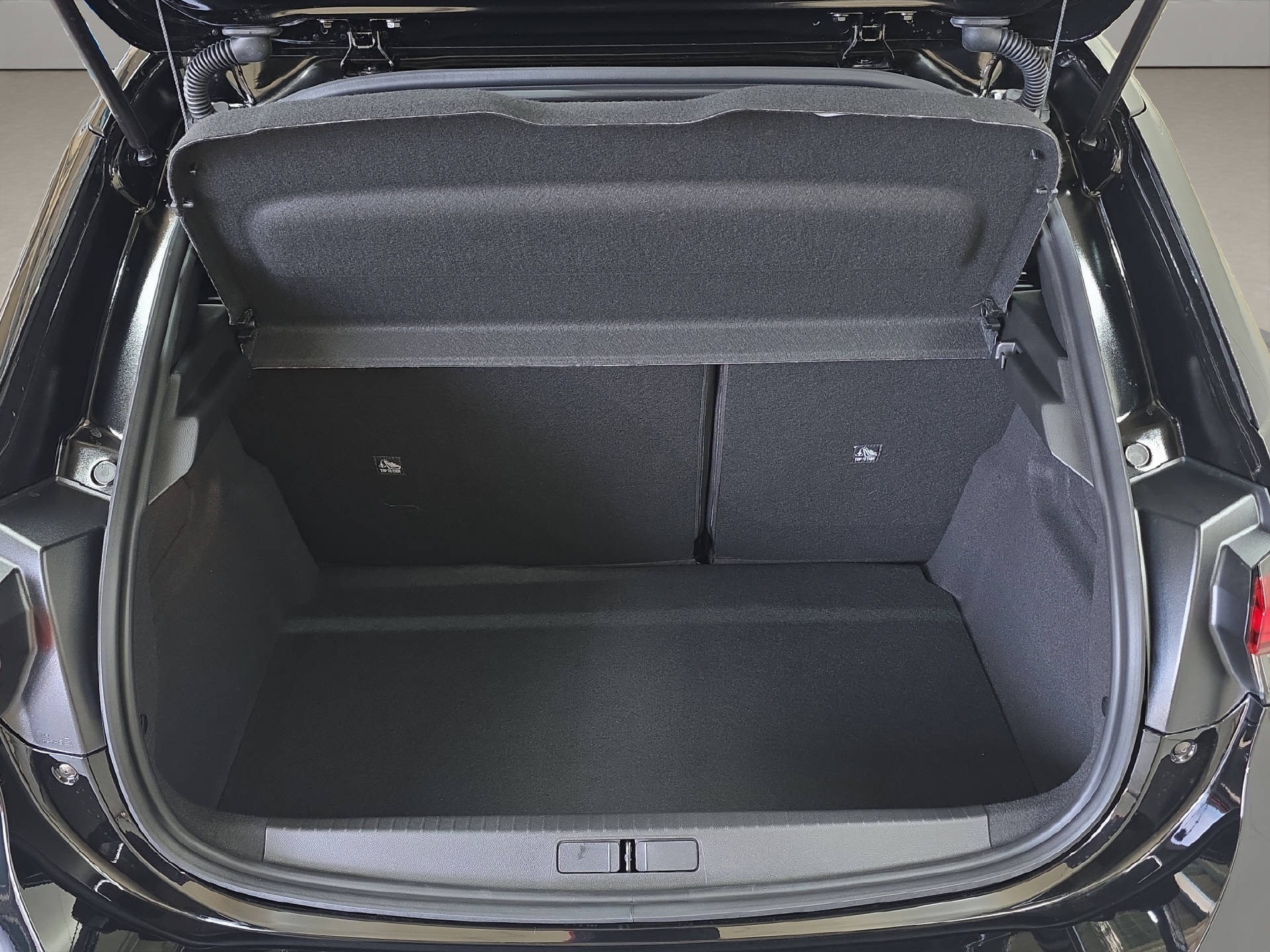 OPEL Corsa 1.2 T Hybrid Viva-image-11