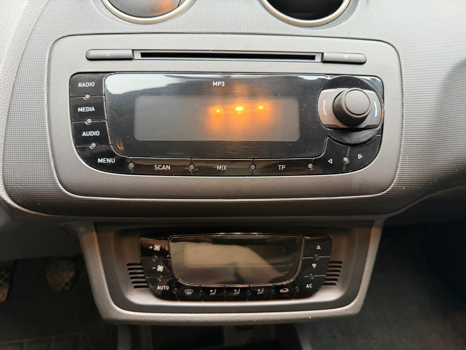 SEAT Ibiza 1.2 TSI Style-image-17