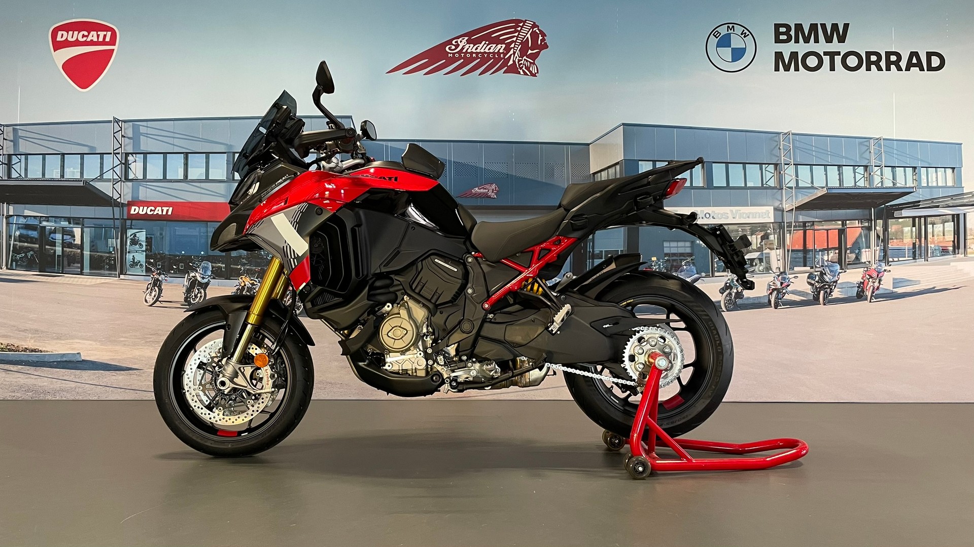 DUCATI Multistrada V4 Pikes Peak-showroom-element-3