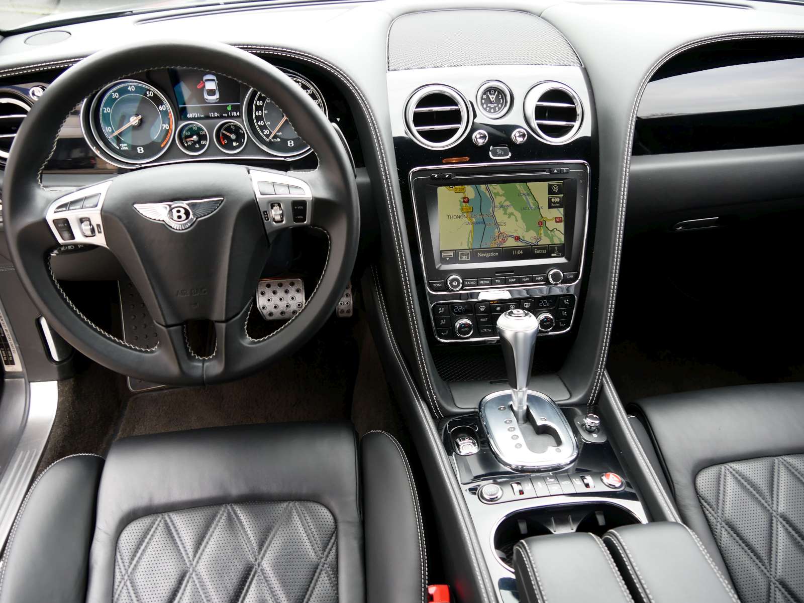 BENTLEY Continental GT 4.0 V8-image-8