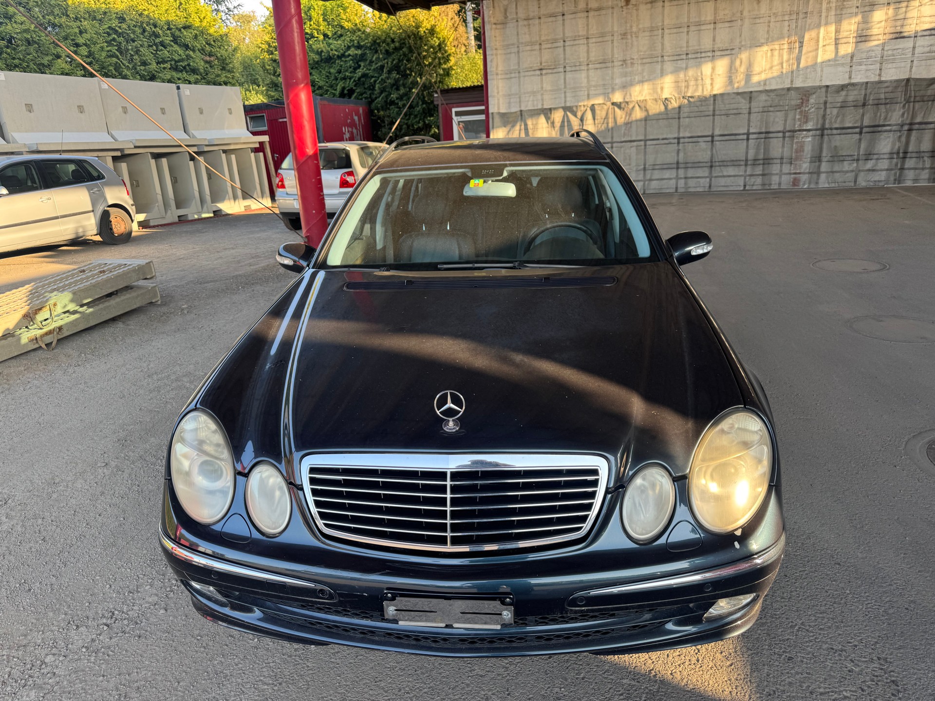 MERCEDES-BENZ E 320 Avantgarde Automatic-image-0