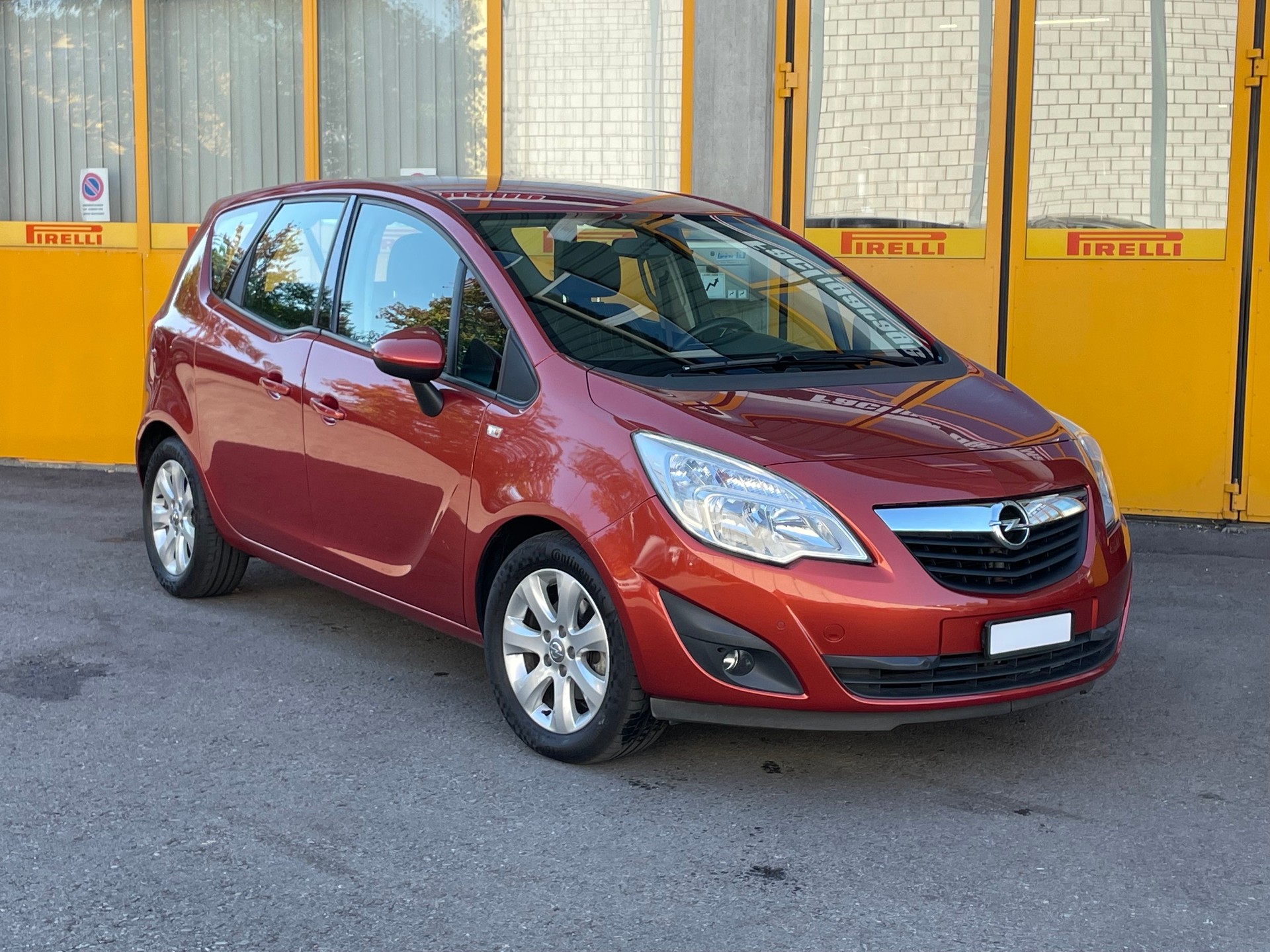 OPEL Meriva 1.4 Turbo Automatic-image-2
