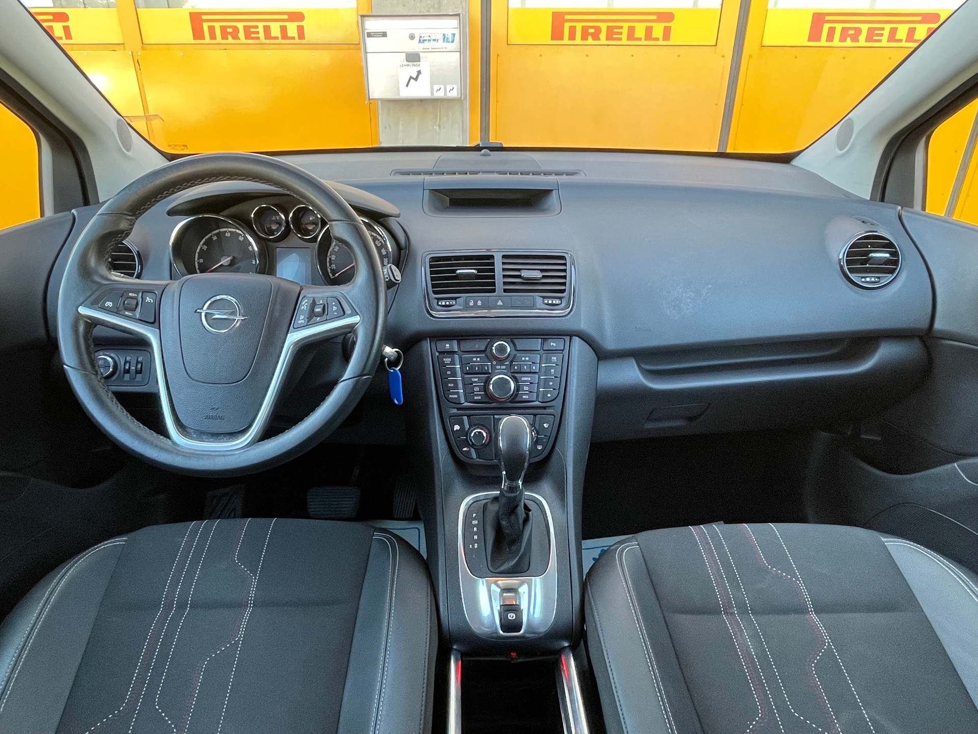 OPEL Meriva 1.4 Turbo Automatic-image-9