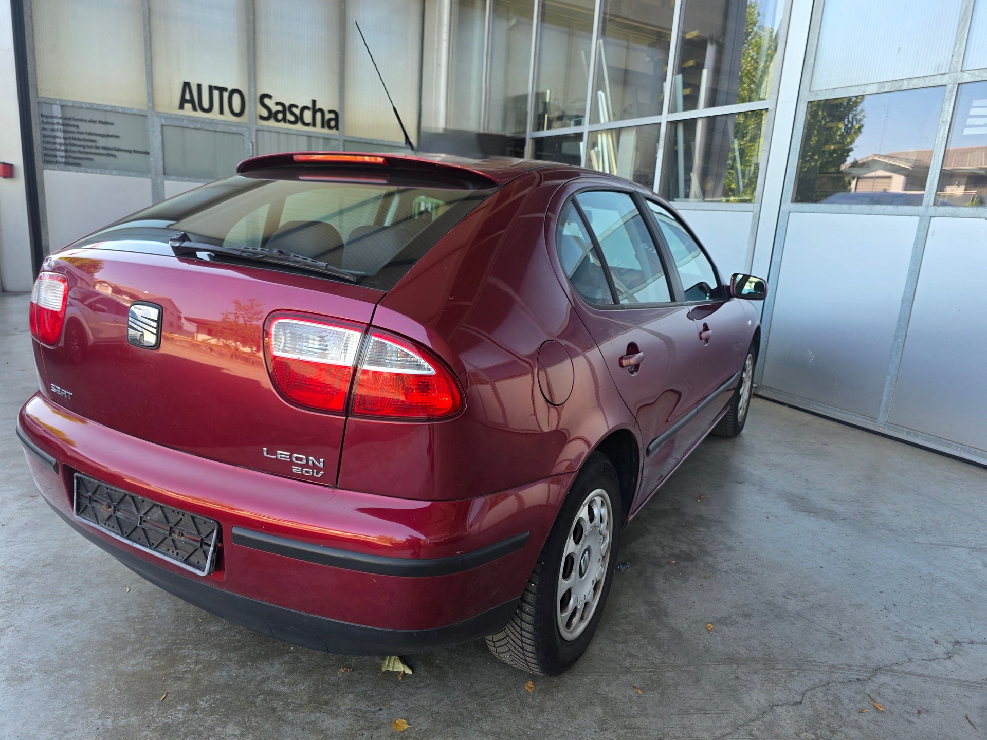 SEAT Leon 1.8 Signo-image-6