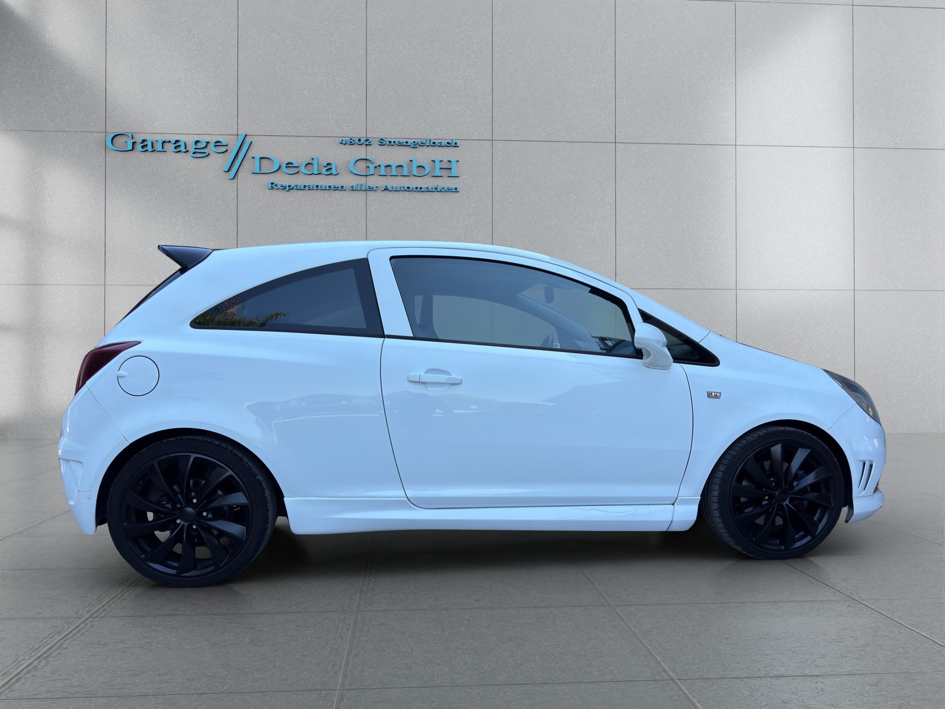OPEL Corsa 1.6 Turbo OPC-image-5