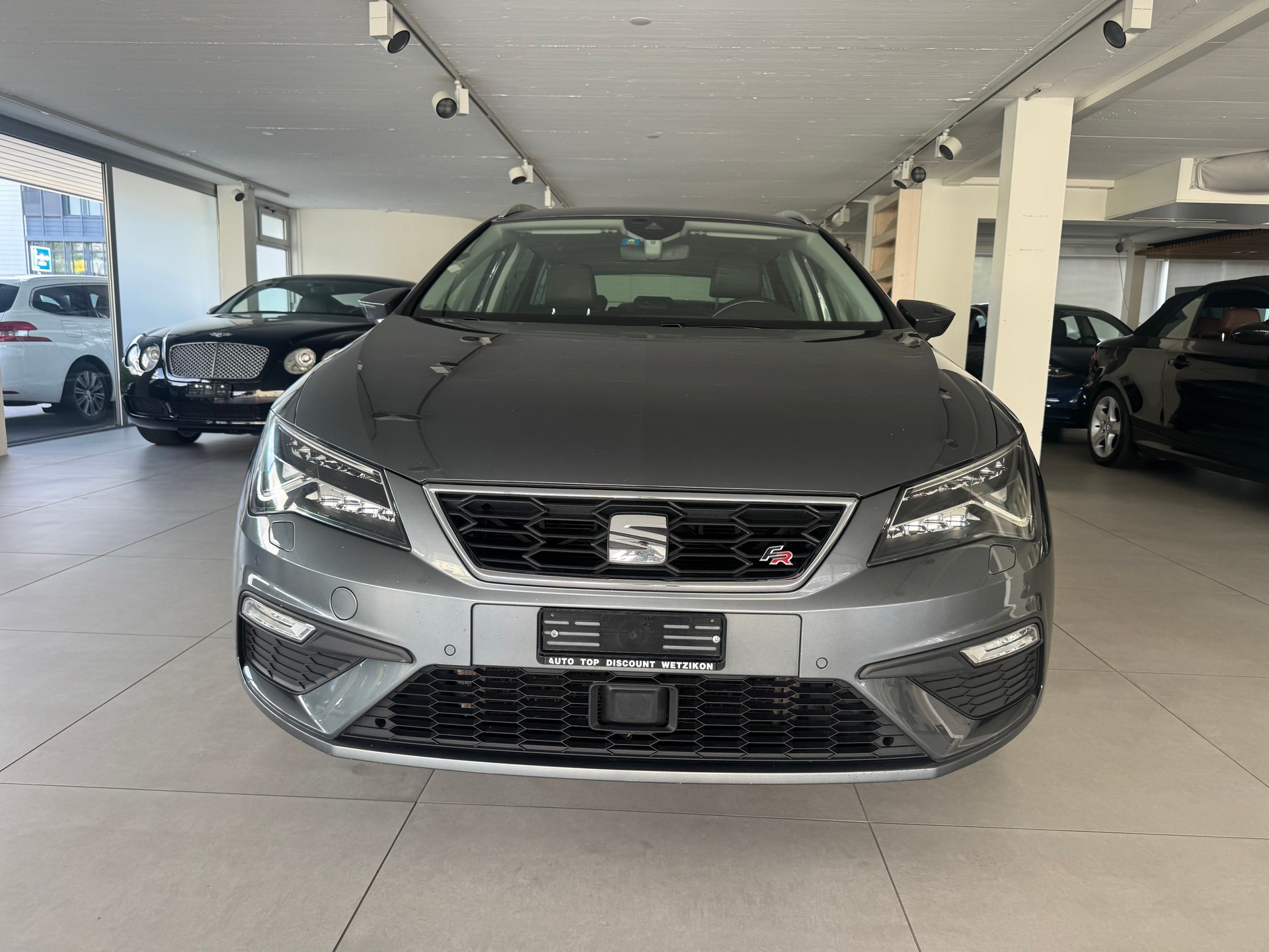 SEAT Leon ST 1.4 TSI ACT FR DSG-image-2