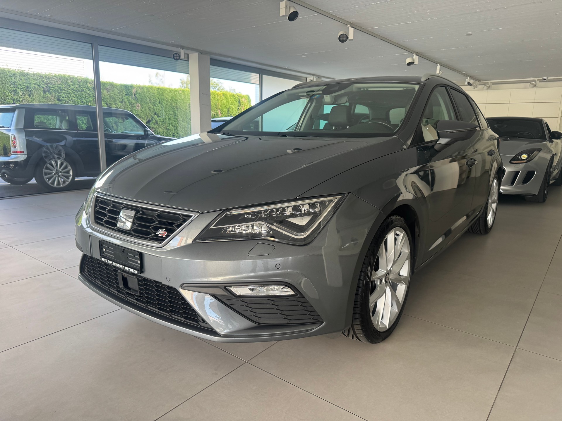 SEAT Leon ST 1.4 TSI ACT FR DSG-image-0