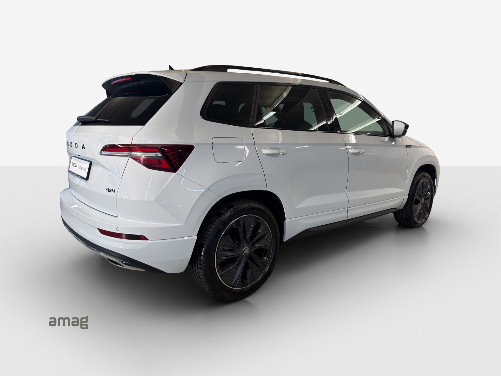 SKODA Karoq 2.0 TSI SportLine 4x4 DSG-image-4