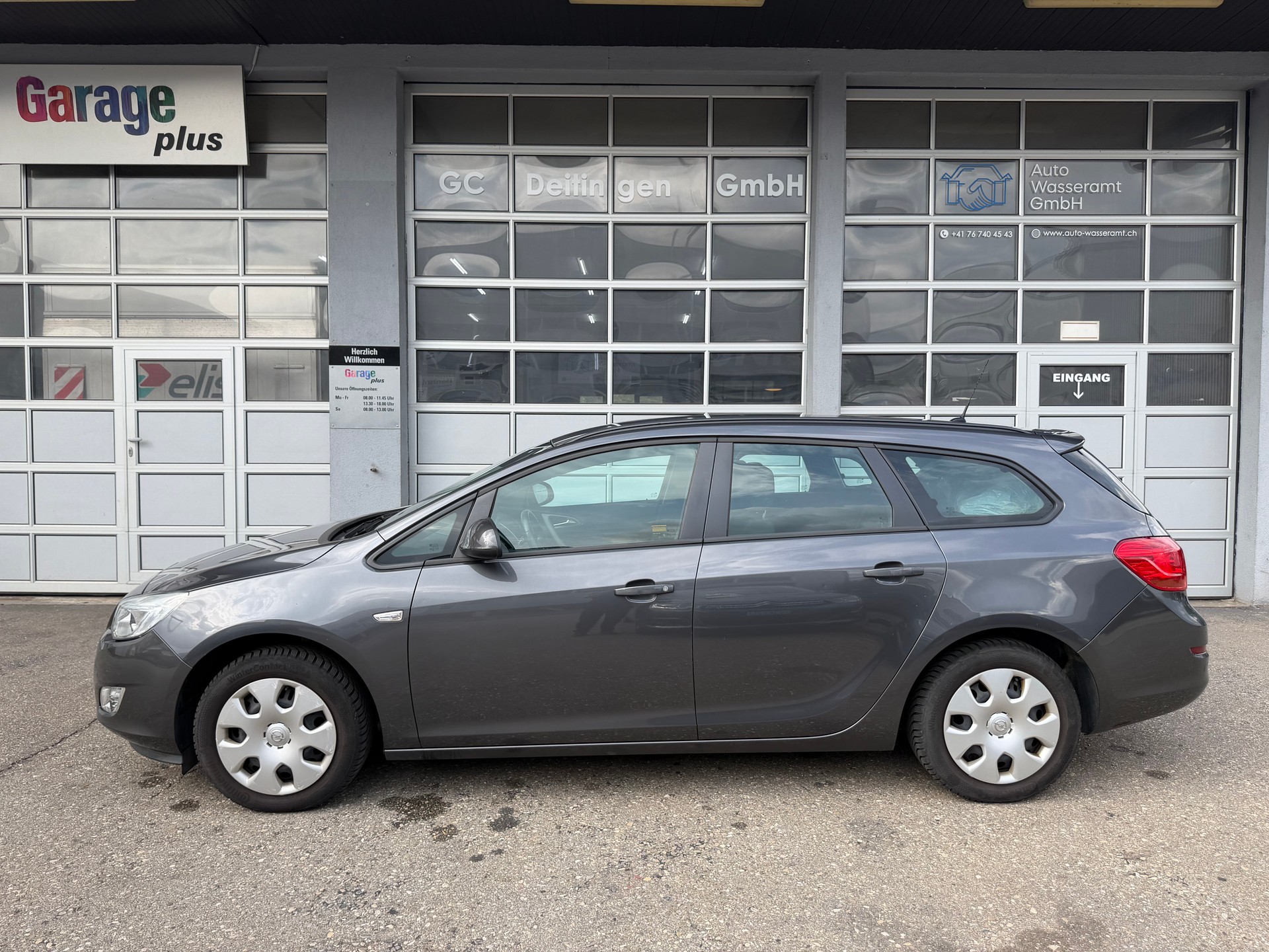 OPEL Astra SportsTourer 1.4i 16V Turbo-image-2
