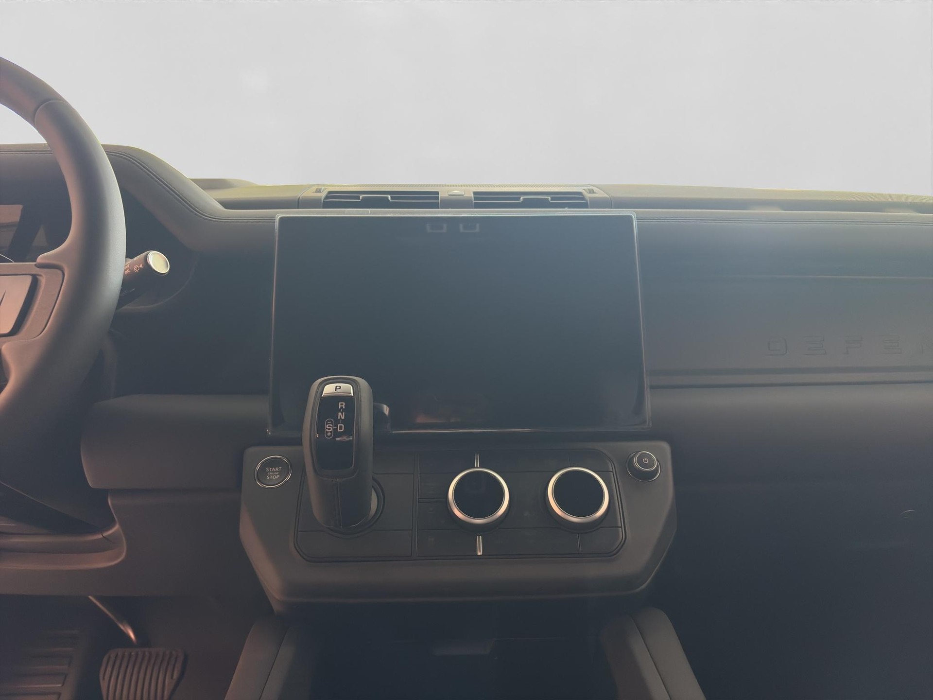 LAND ROVER Defender 110 3.0 D I6 350 Trophy Edition Keswick-image-4