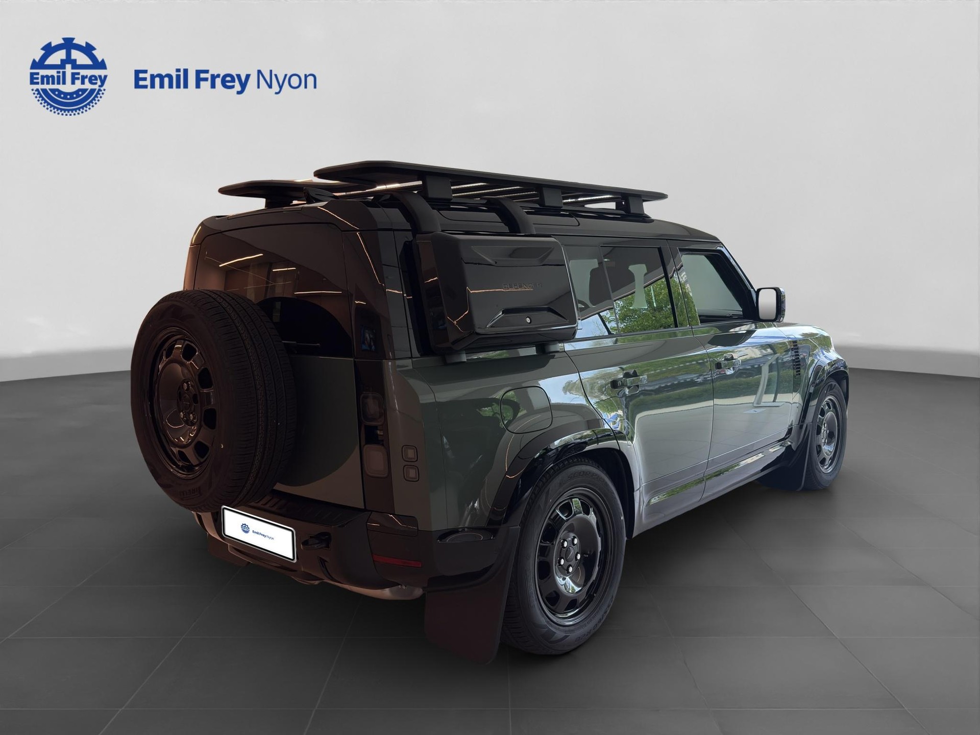 LAND ROVER Defender 110 3.0 D I6 350 Trophy Edition Keswick-image-5