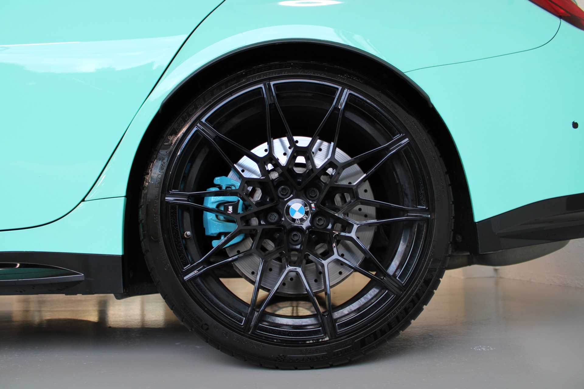 BMW M3 Competition M xDrive - *CH-FAHRZEUG*-image-19