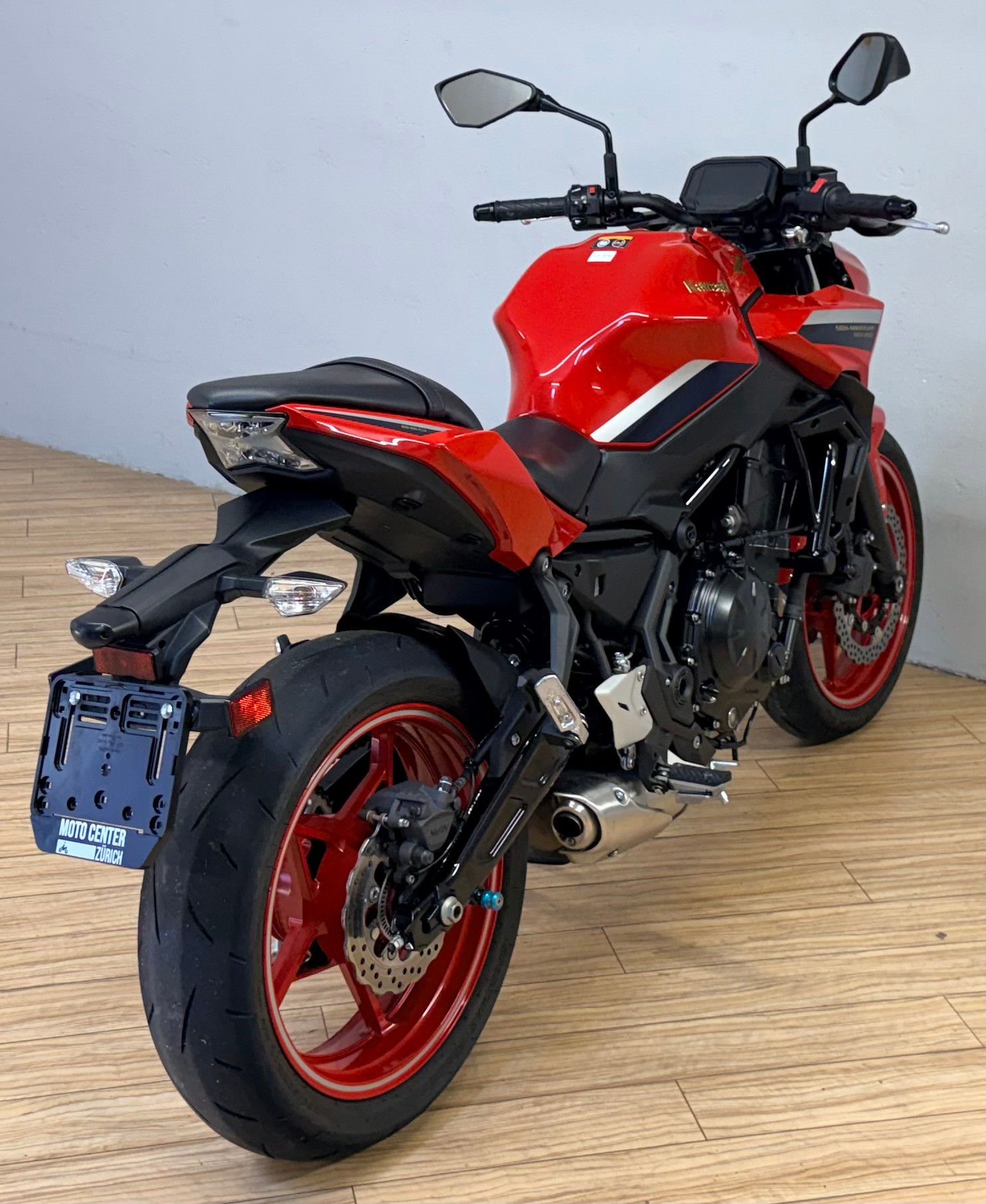 KAWASAKI Z 650 Anniversary Edition (35kW)-showroom-element-2