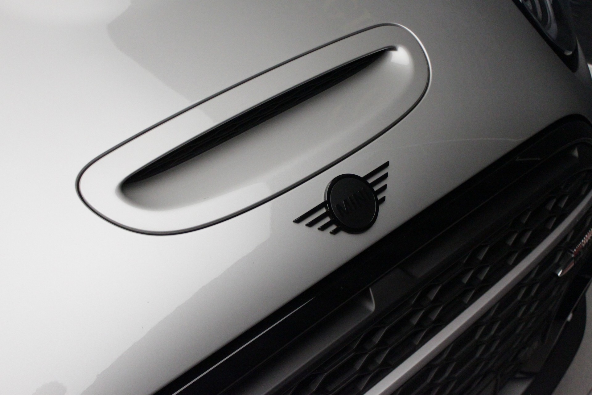 MINI Cooper John Cooper Works Steptronic-image-7