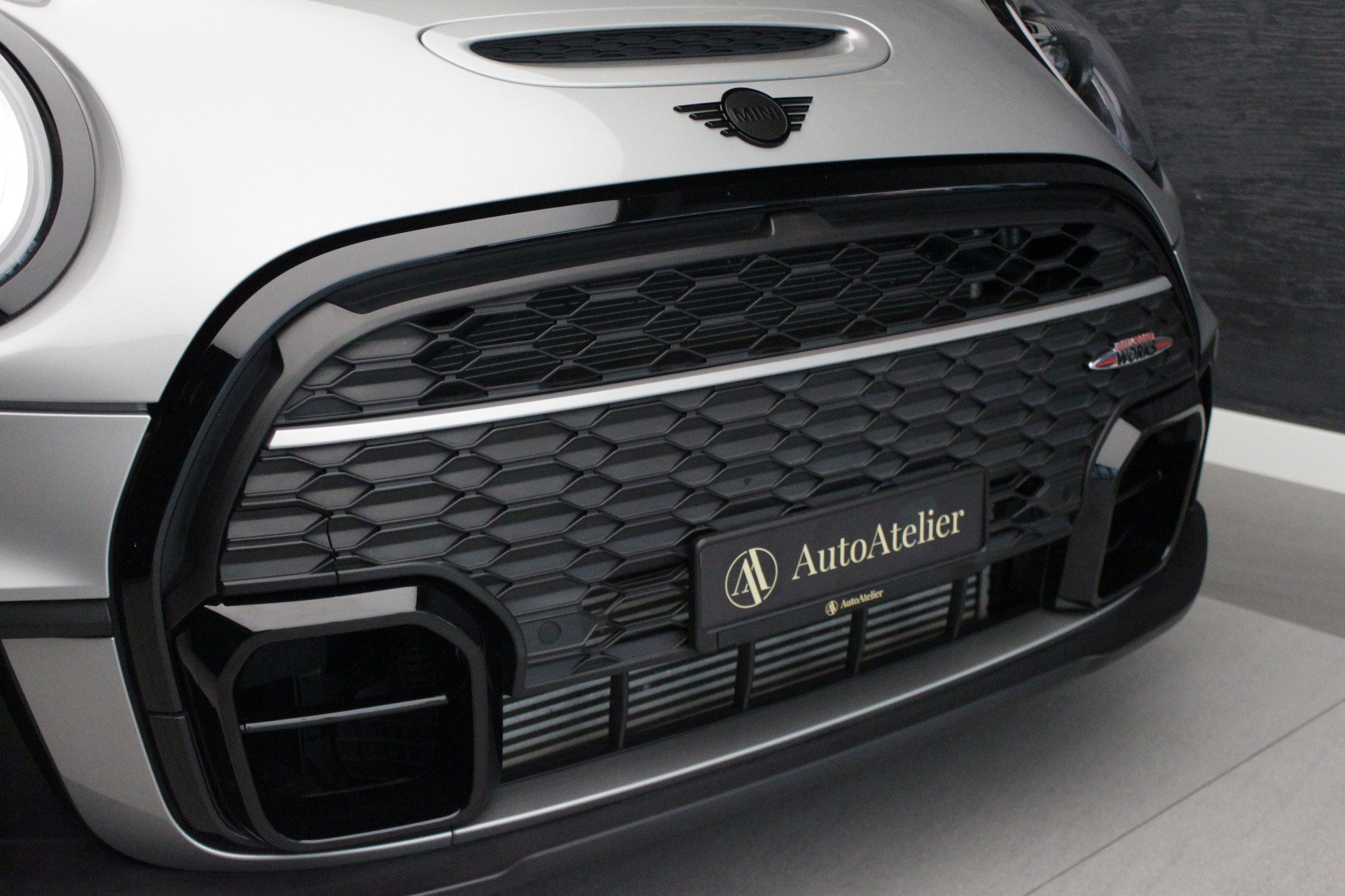 MINI Cooper John Cooper Works Steptronic-image-8