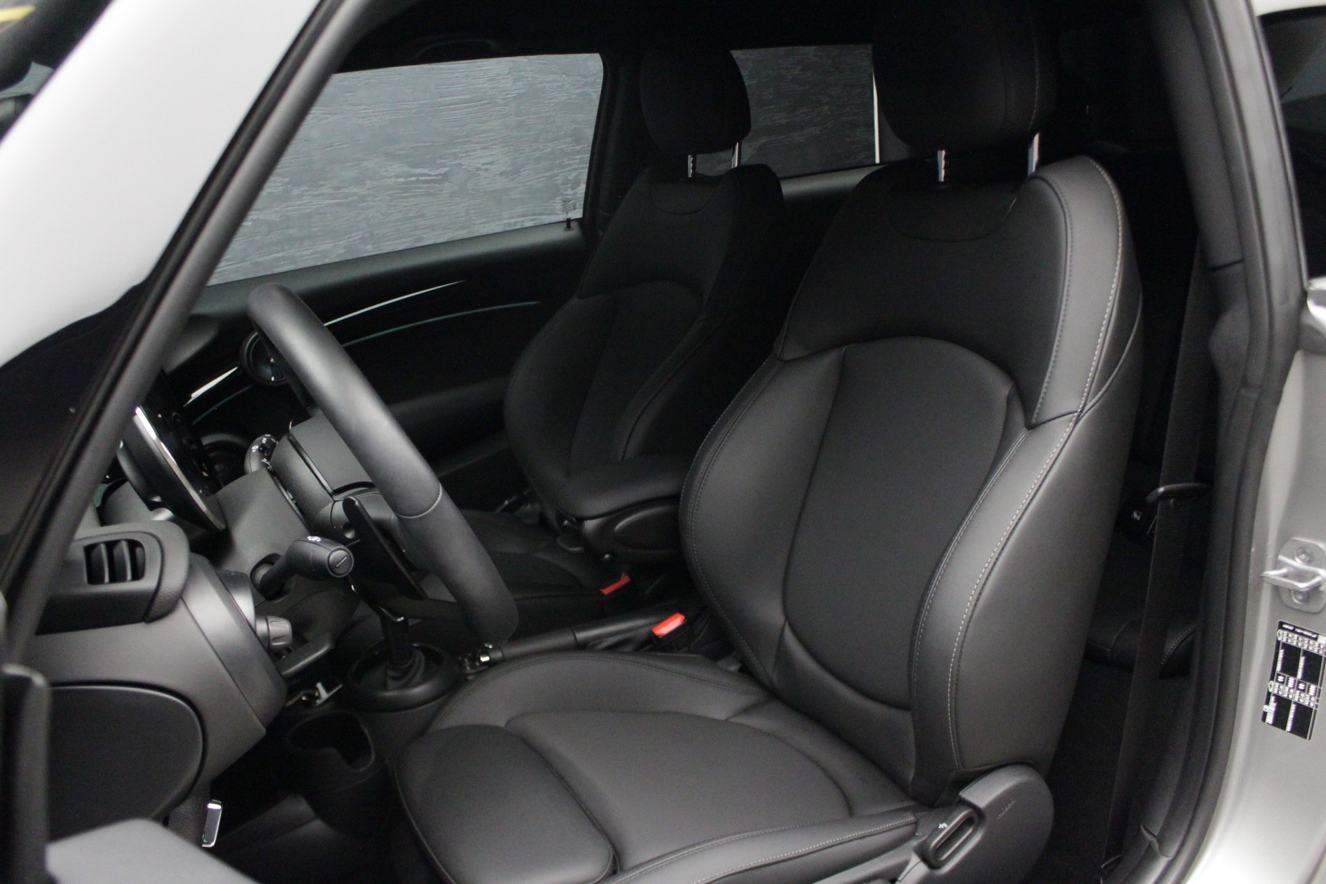 MINI Cooper John Cooper Works Steptronic-image-17