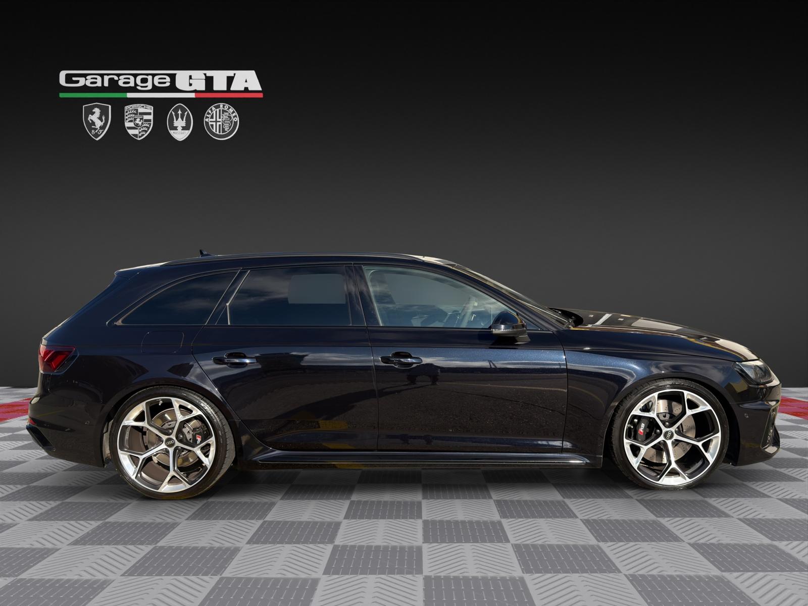 AUDI RS4 Avant Performante-image-5