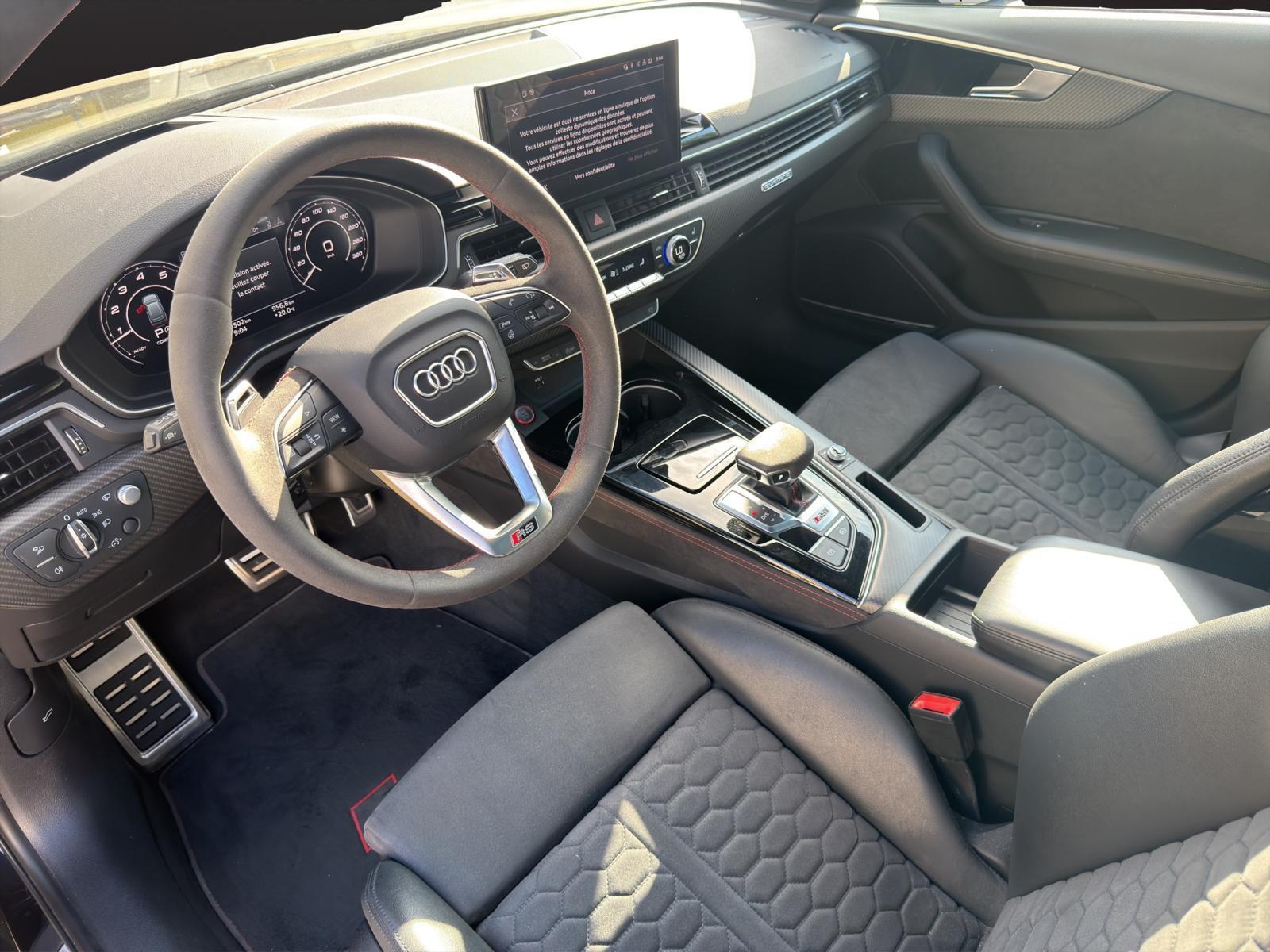 AUDI RS4 Avant Performante-image-9