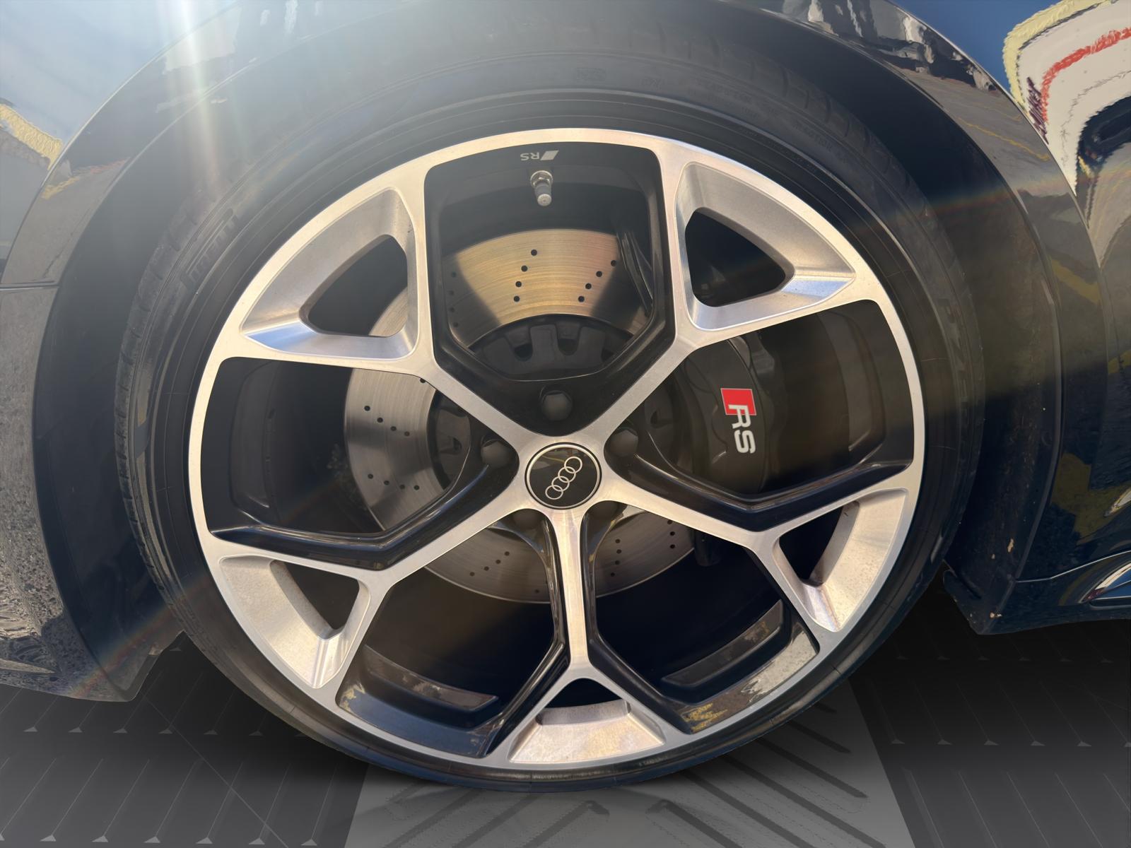 AUDI RS4 Avant Performante-image-21
