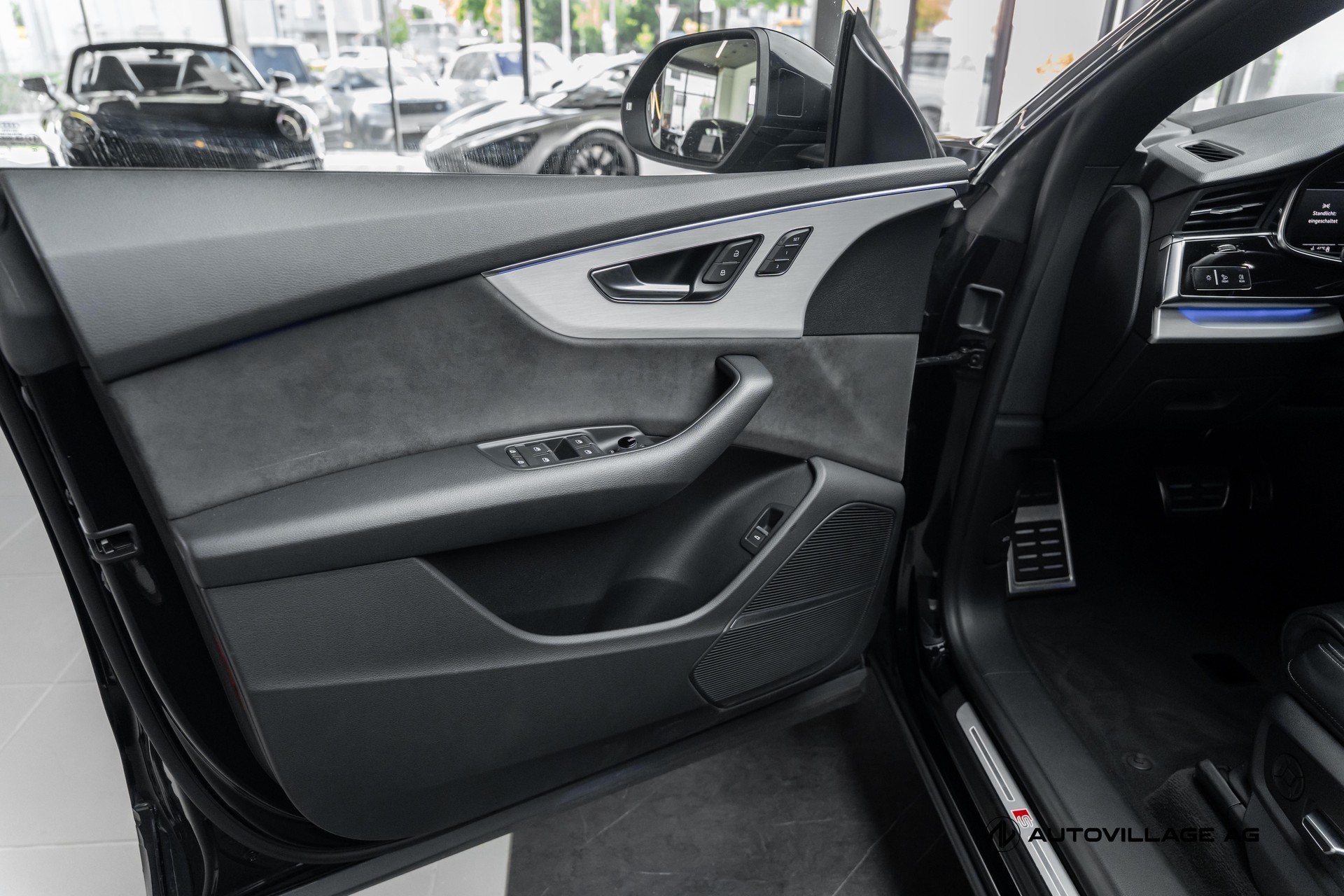 AUDI Q8 50 TDI quattro tiptronic | S-Line | CH-Fz-image-21
