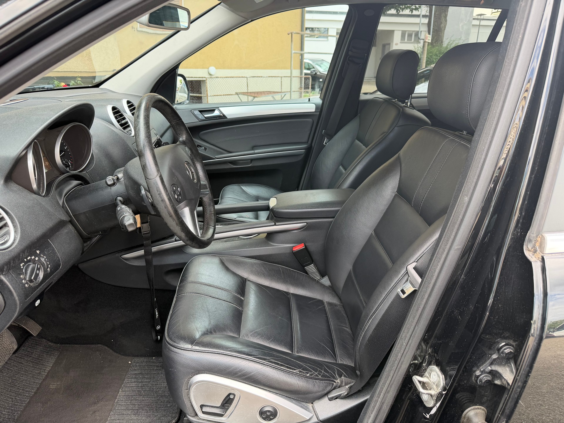 MERCEDES-BENZ ML 350 (320) CDI 4Matic 7G-Tronic-image-12