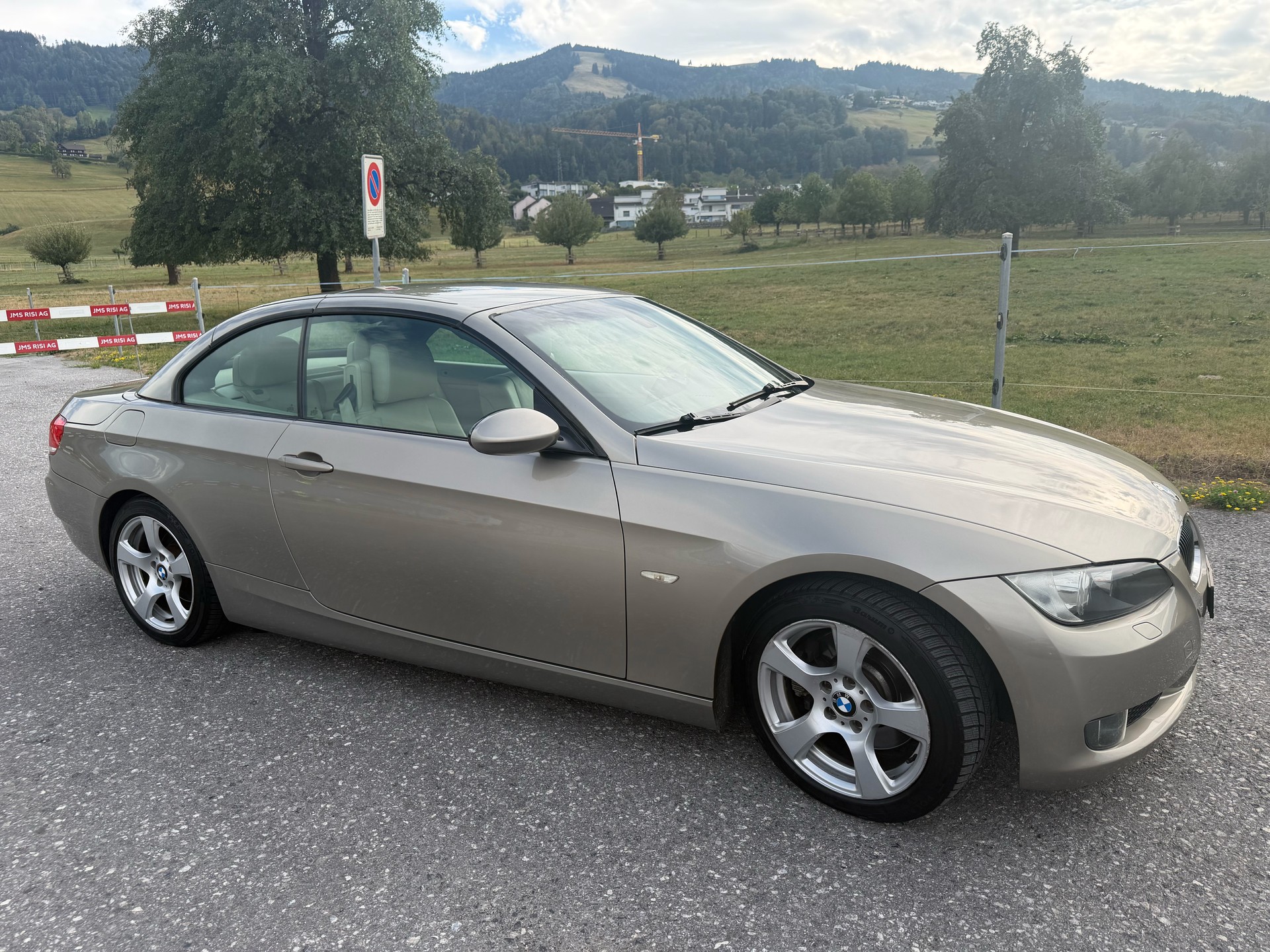 BMW 325i Cabriolet - Steptronic-image-2
