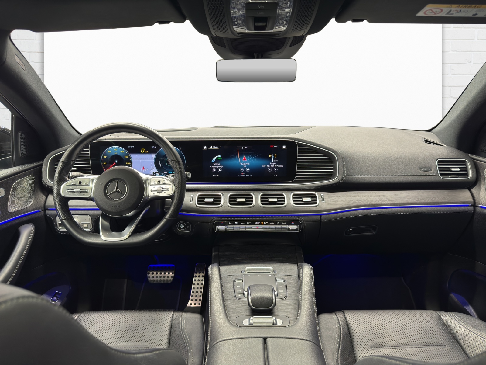 MERCEDES-BENZ GLE 300 d 4Matic-image-7