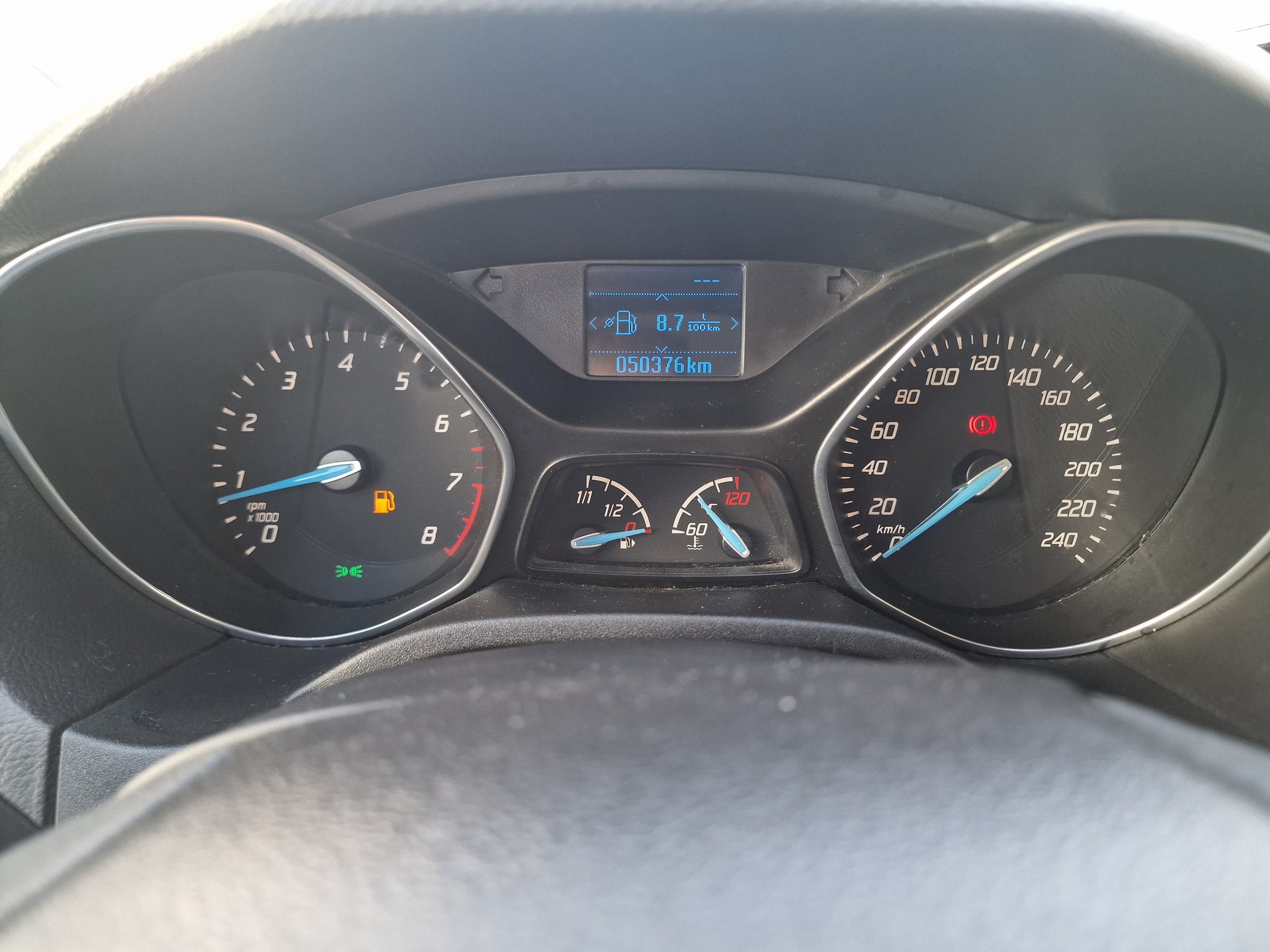 FORD Focus 1.0 SCTi Trend 12Mt Gara MFK Neu 8xAlu-image-11