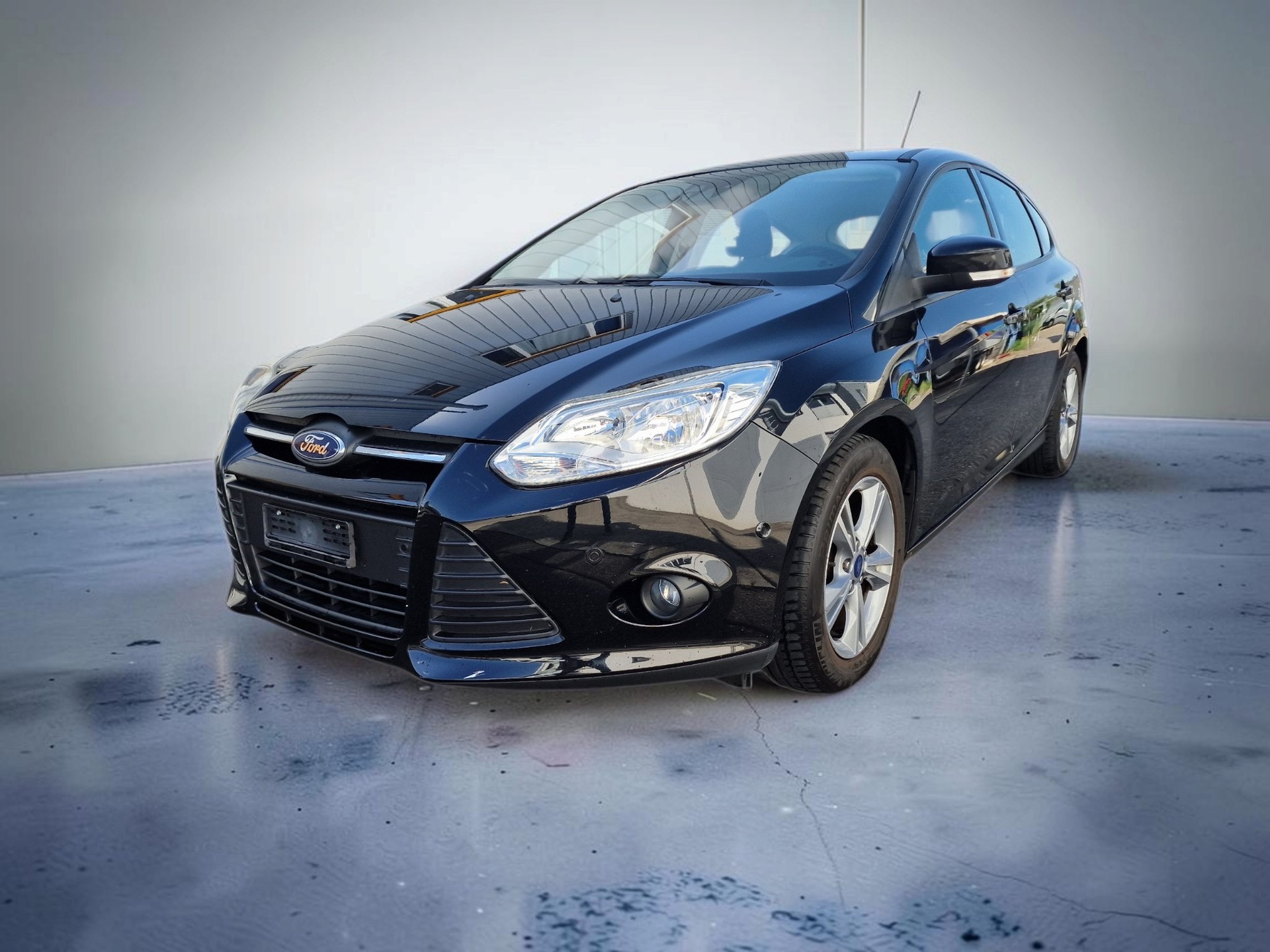 FORD Focus 1.0 SCTi Trend 12Mt Gara MFK Neu 8xAlu-showroom-element-1