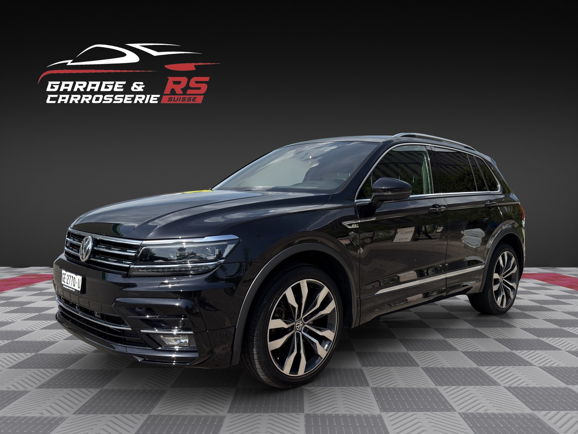 VW Tiguan 2.0TSI HIGHLINE R Line 4Motion DSG-image-0