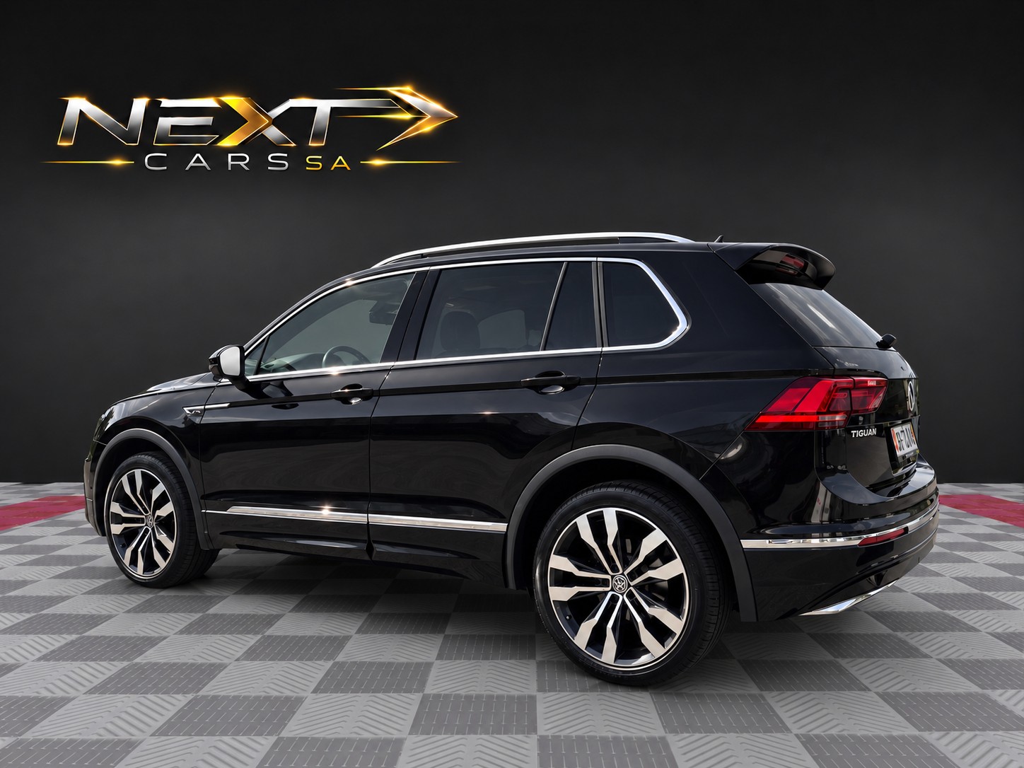 VW Tiguan 2.0TSI HIGHLINE R Line 4Motion DSG-image-2