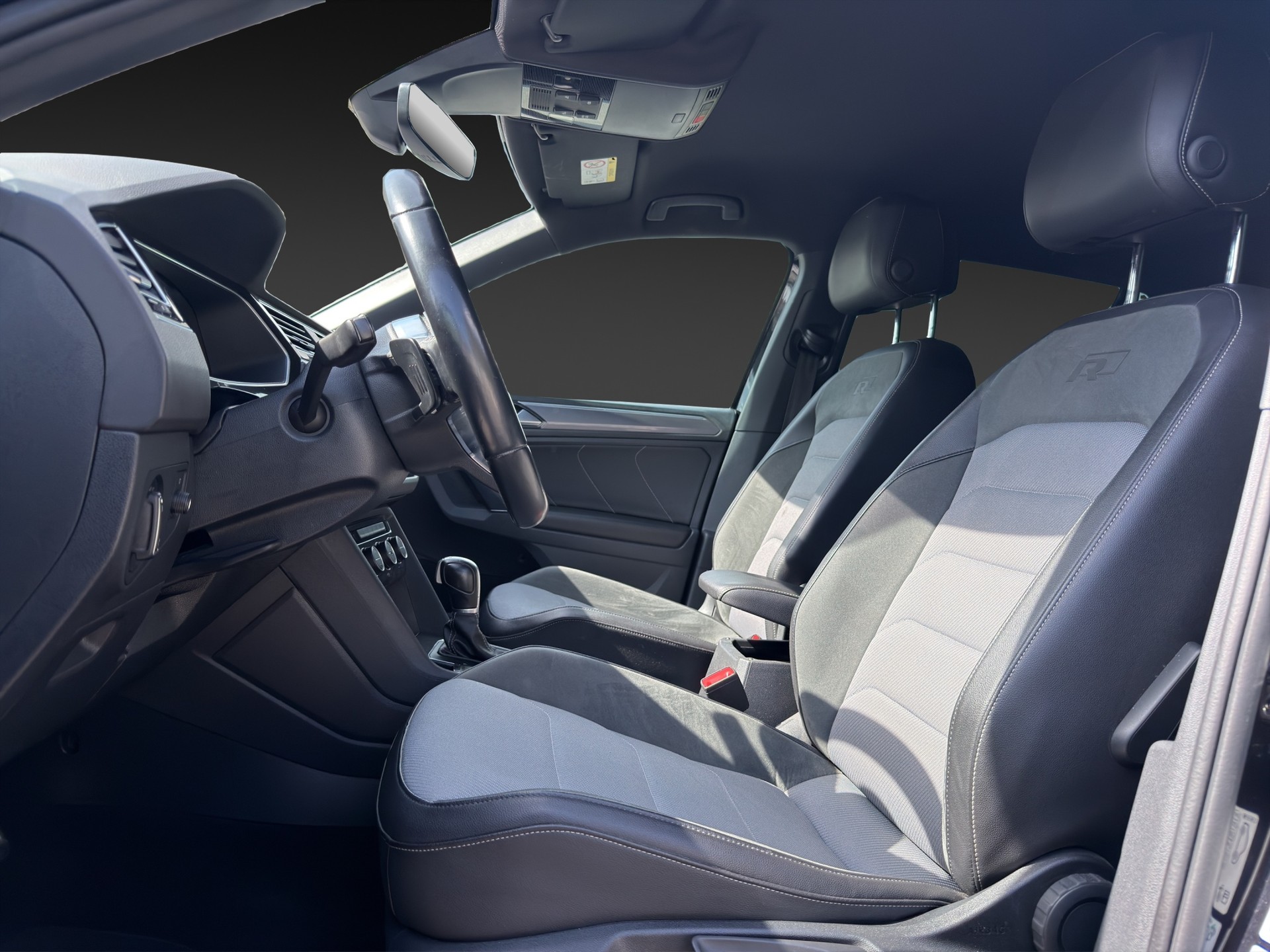 VW Tiguan 2.0TSI HIGHLINE R Line 4Motion DSG-image-10
