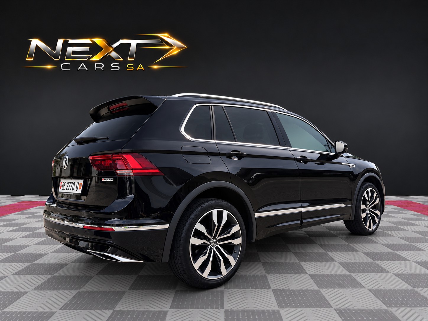 VW Tiguan 2.0TSI HIGHLINE R Line 4Motion DSG-image-4