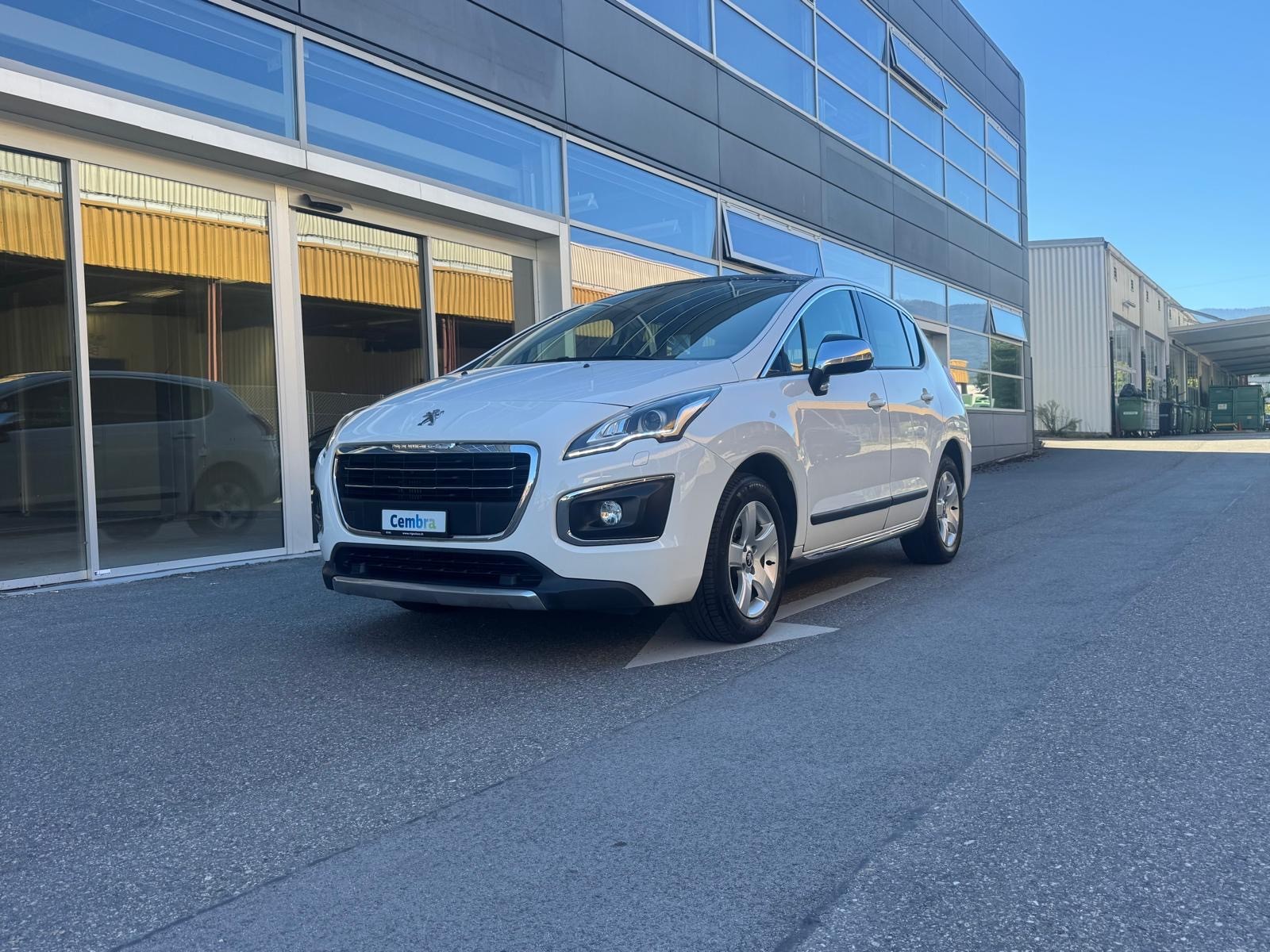 PEUGEOT 3008 1.6 1THP Allure Tiptronic-image-0