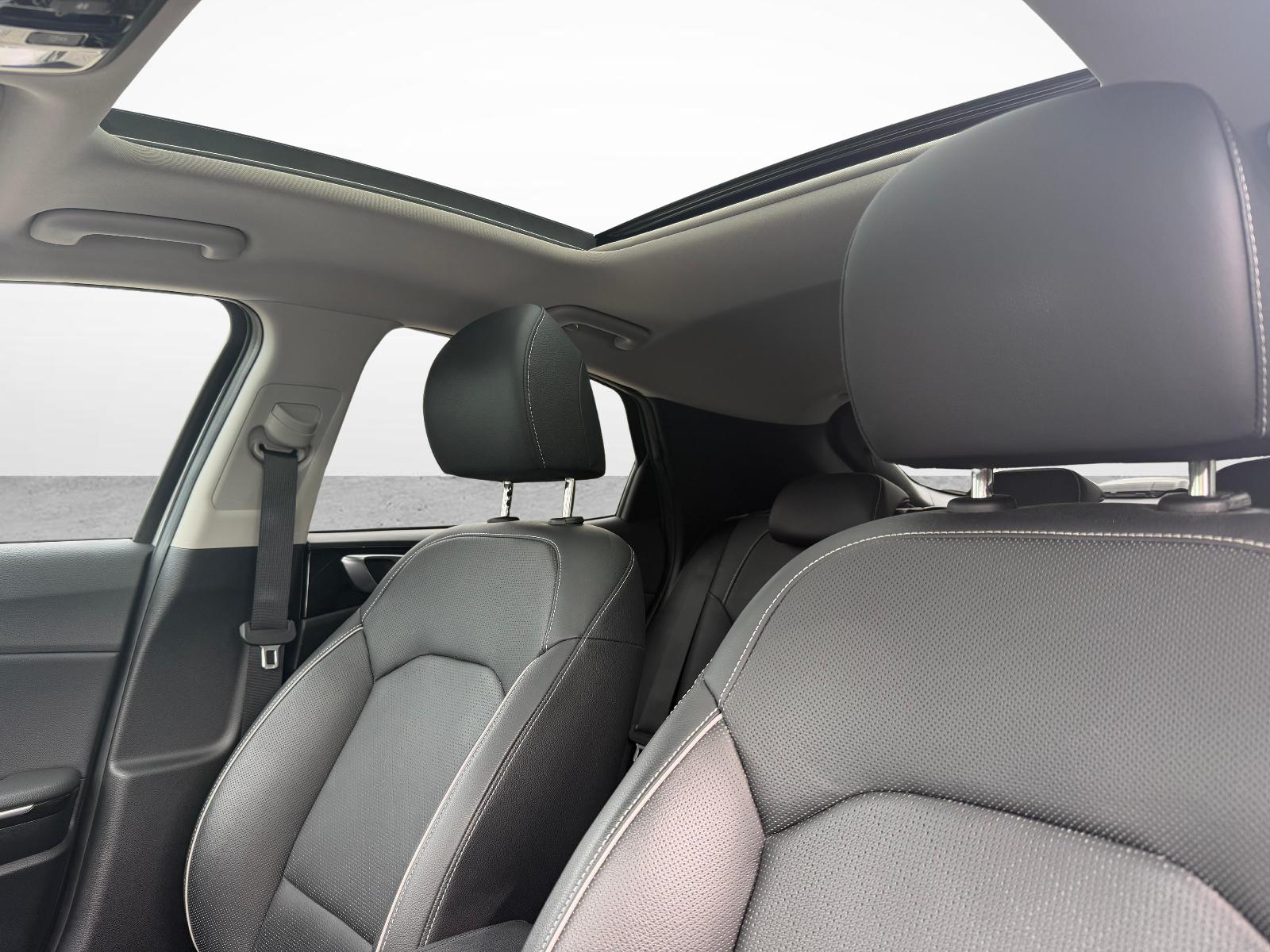 KIA XCeed 1.6 T-GDi Style-image-2