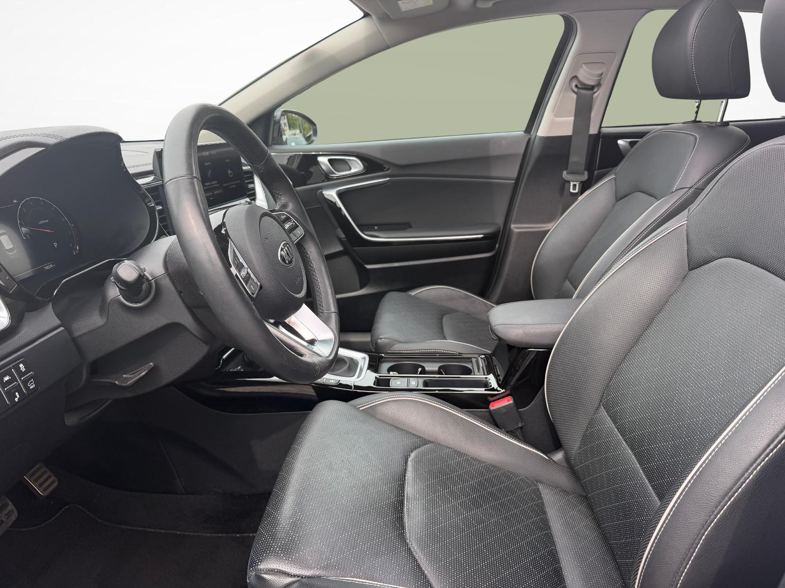 KIA XCeed 1.6 T-GDi Style-image-1