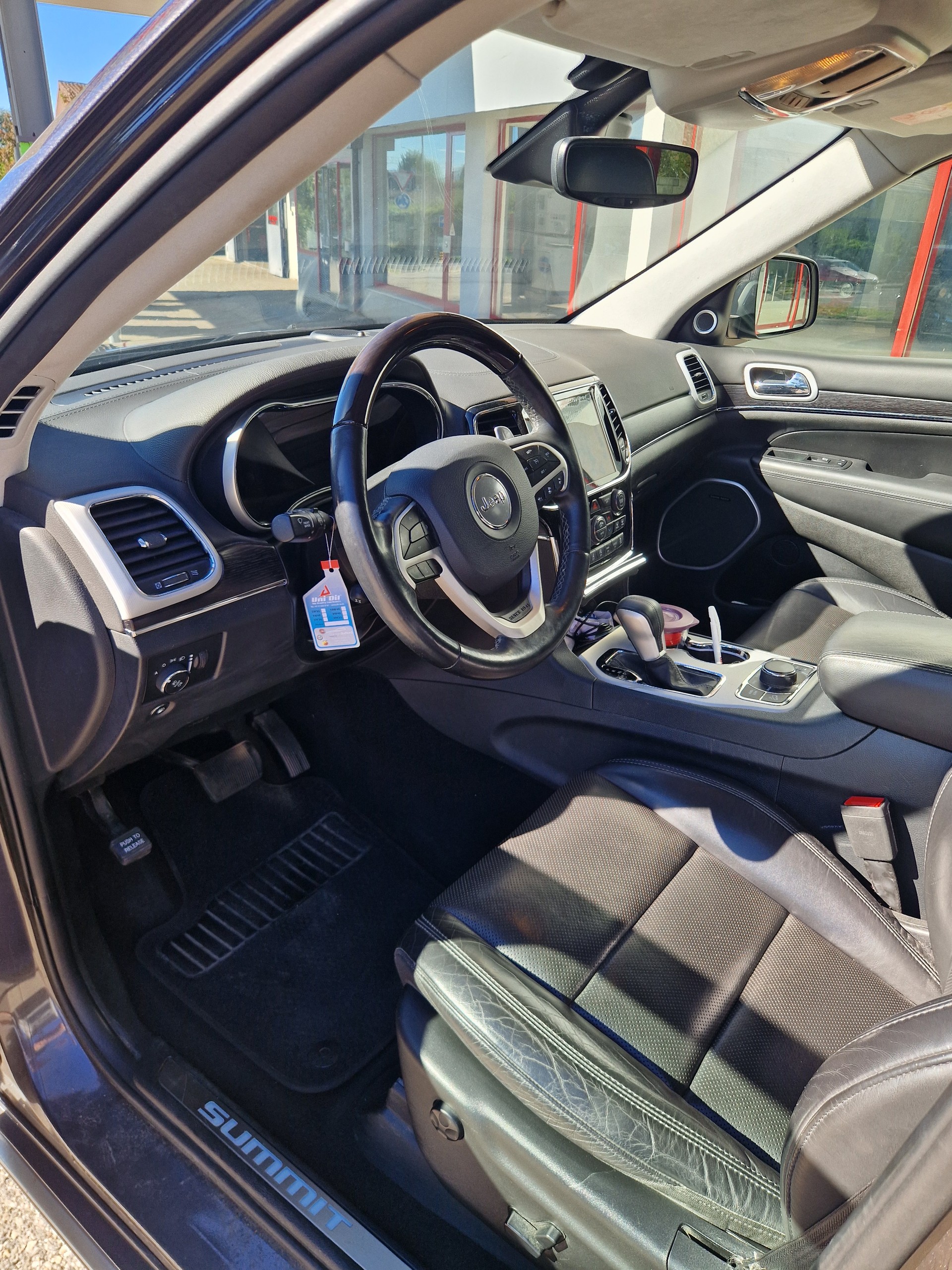 JEEP Grand Cherokee 3.0 CRD Summit Automatic-image-8