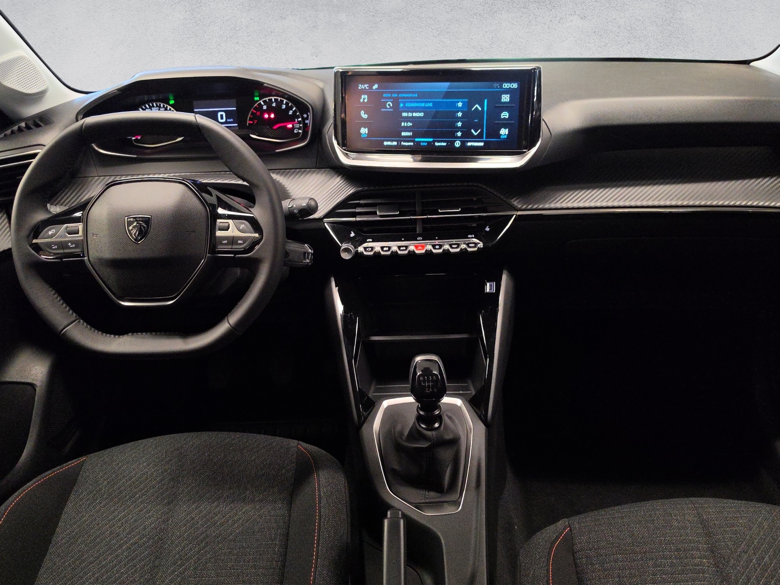 PEUGEOT 208 1.2 PureTech Style-image-8