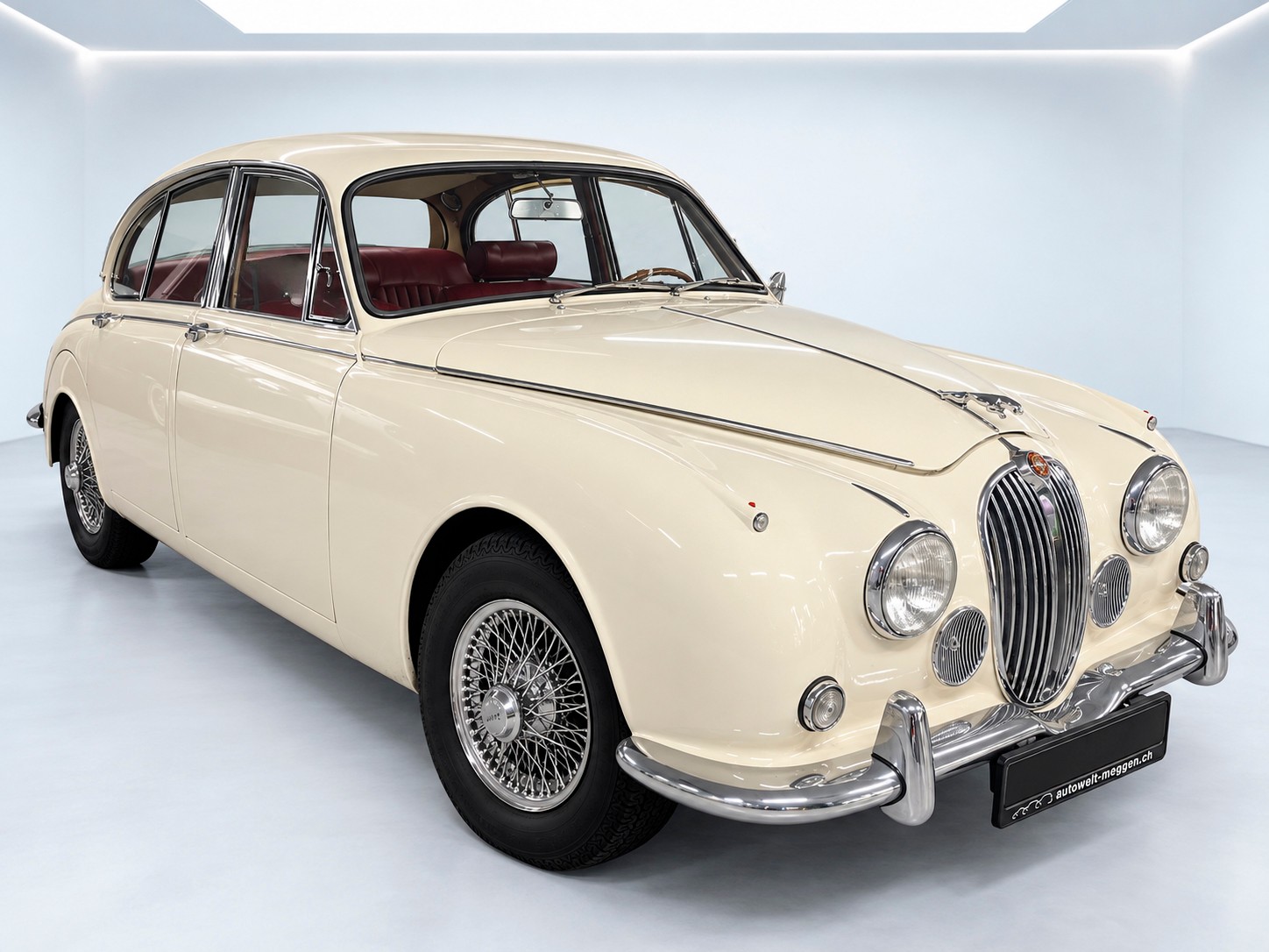 JAGUAR MK II 240 *gepflegtes Veteranenfahrzeug*-image-9