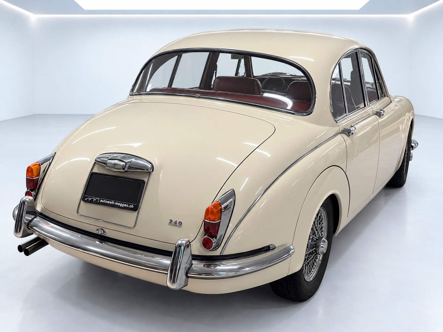 JAGUAR MK II 240 *gepflegtes Veteranenfahrzeug*-image-12
